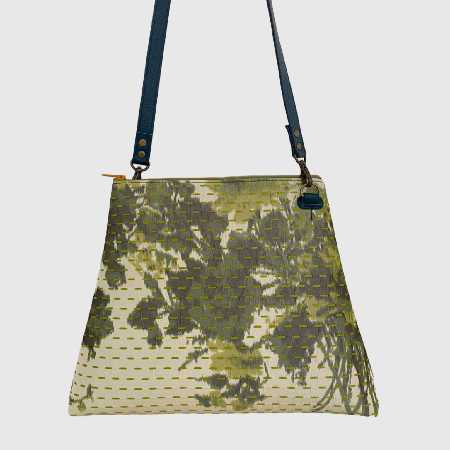 グリーンステッチタフタ S / フラットポシェットM