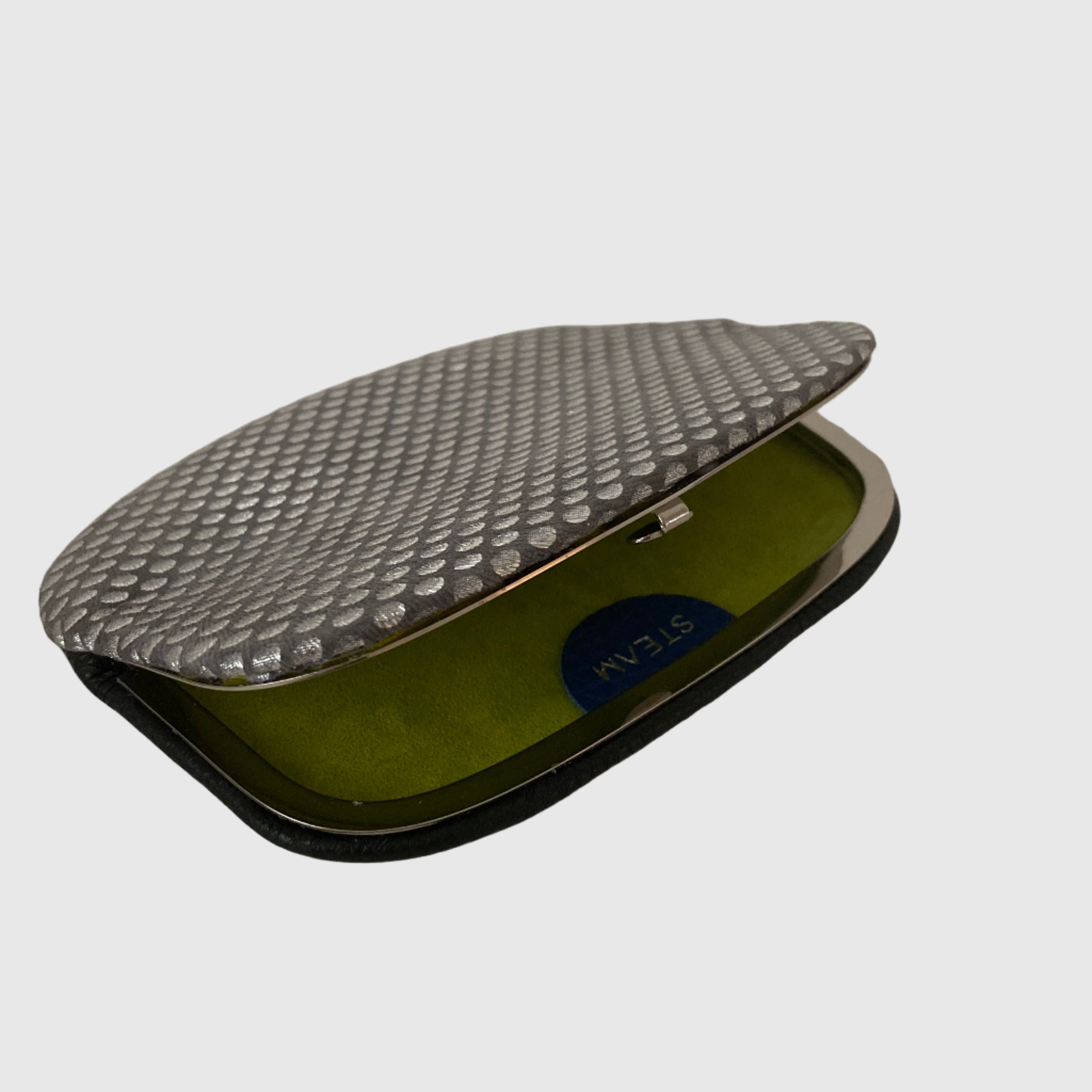 Pigシルバードット×ブラックシマ― / パックンケースM