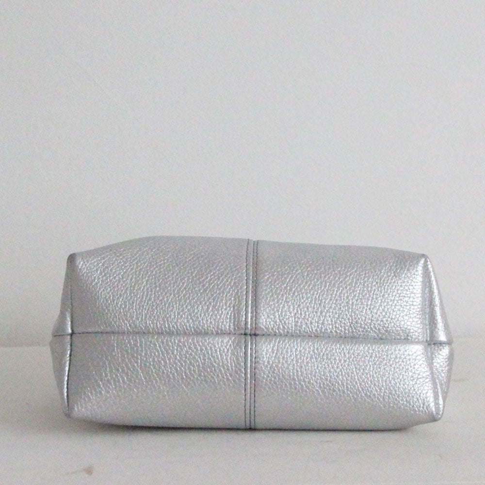シルバーシマー / 口金レザーポシェットM