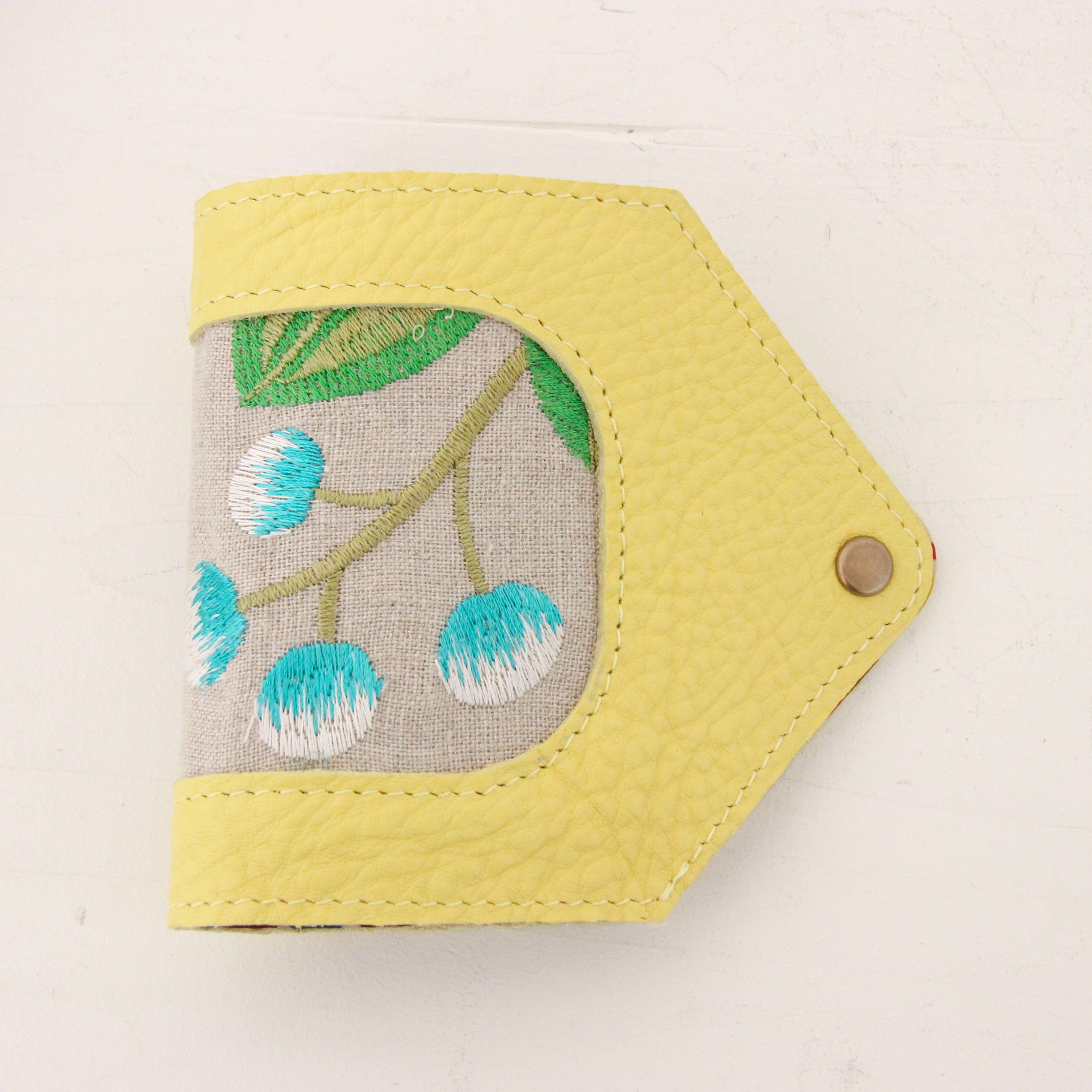 レモンイエロー×フラワーリネン刺繍 / マスクケース