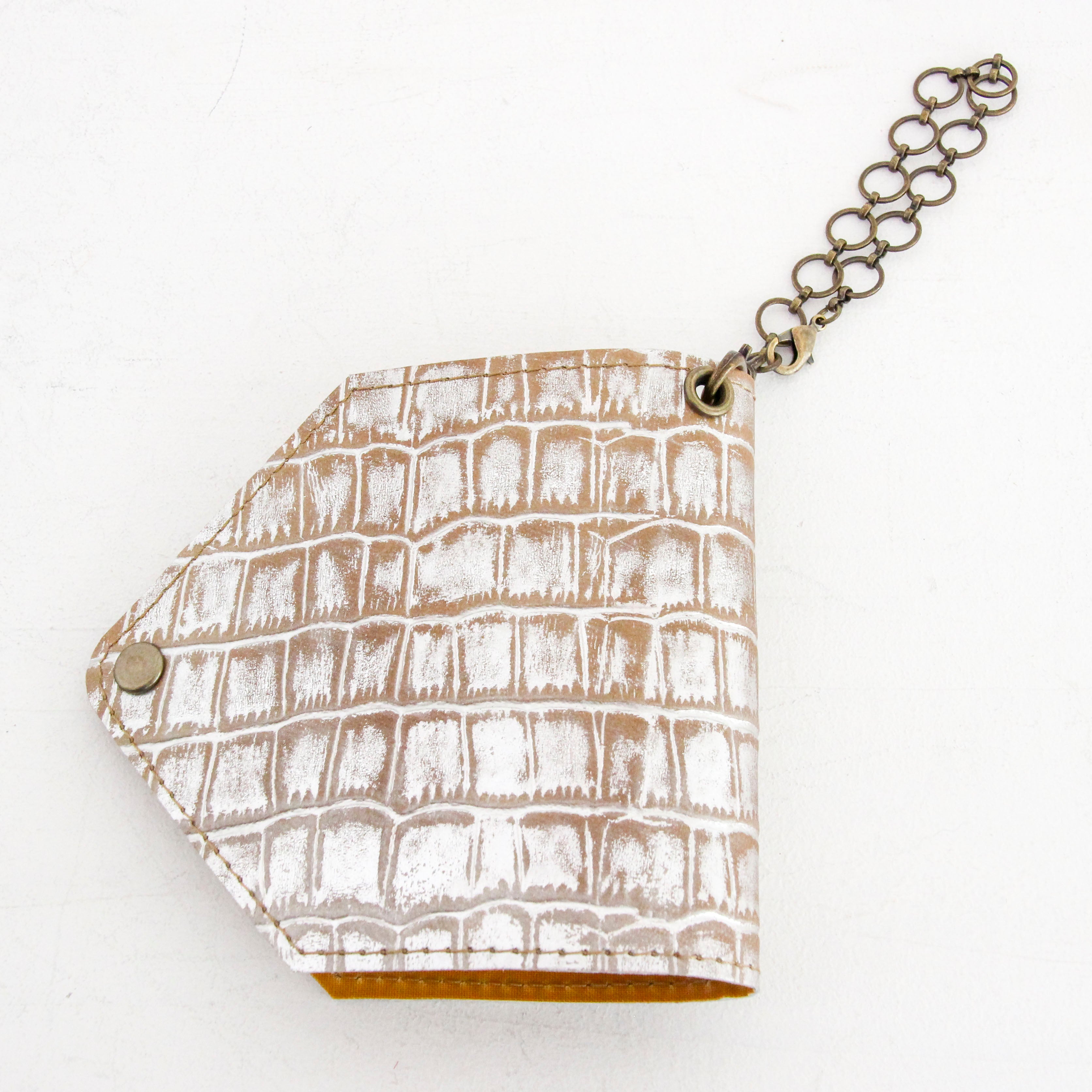 シルバークロコレザー / マスクケース