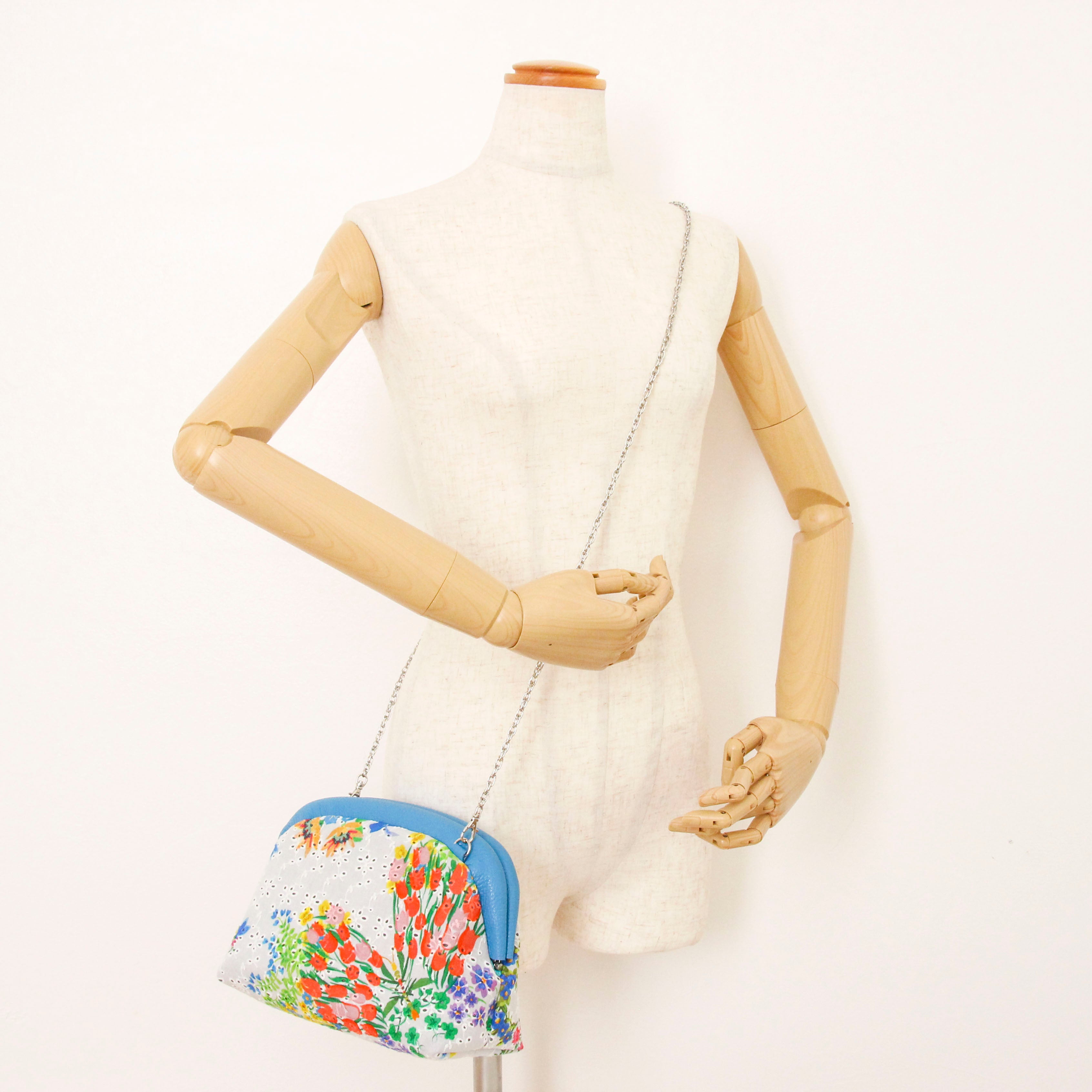 グッチフラワーレースXL / 口金ショルダーポーチM