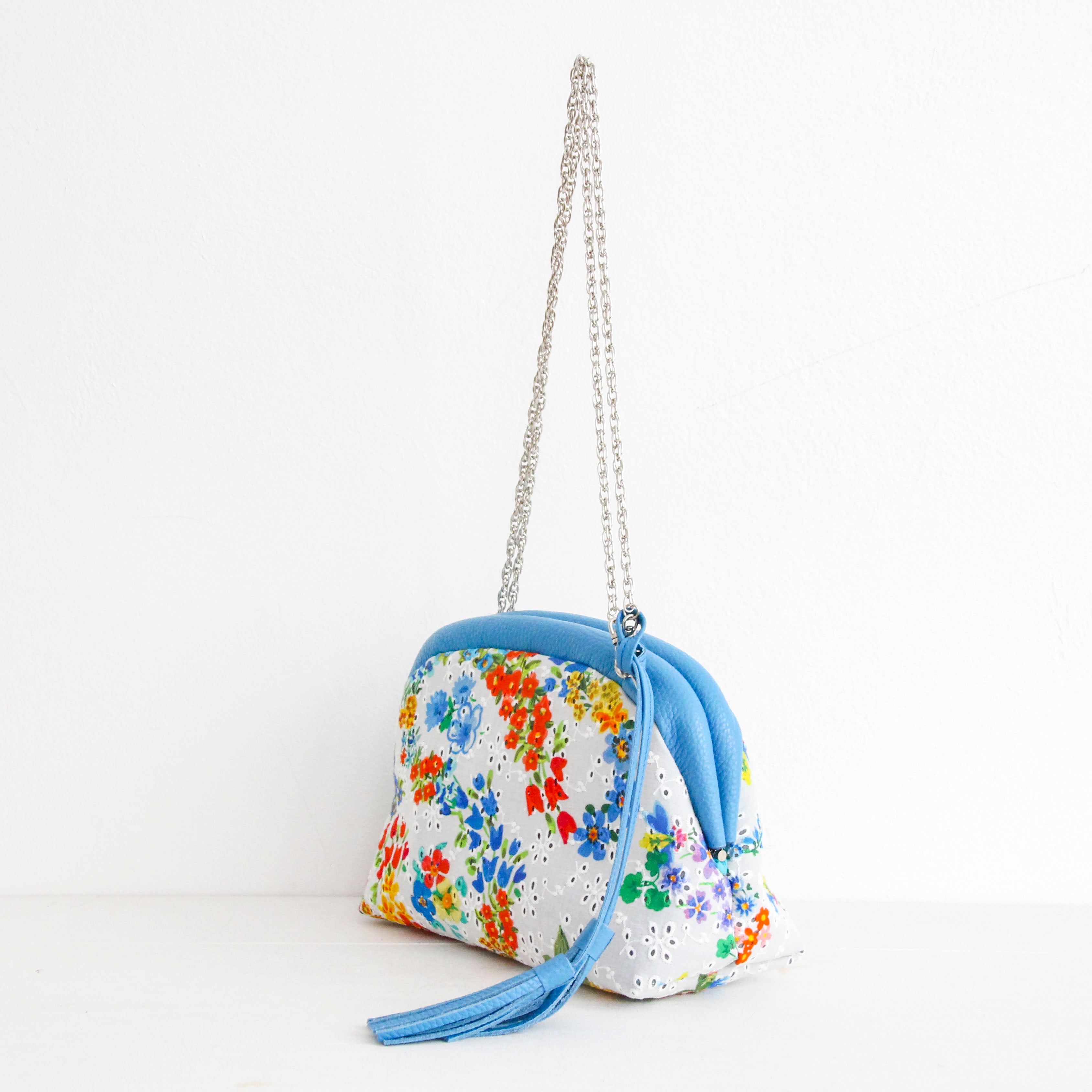 グッチフラワーレースXL / 口金ショルダーポーチM