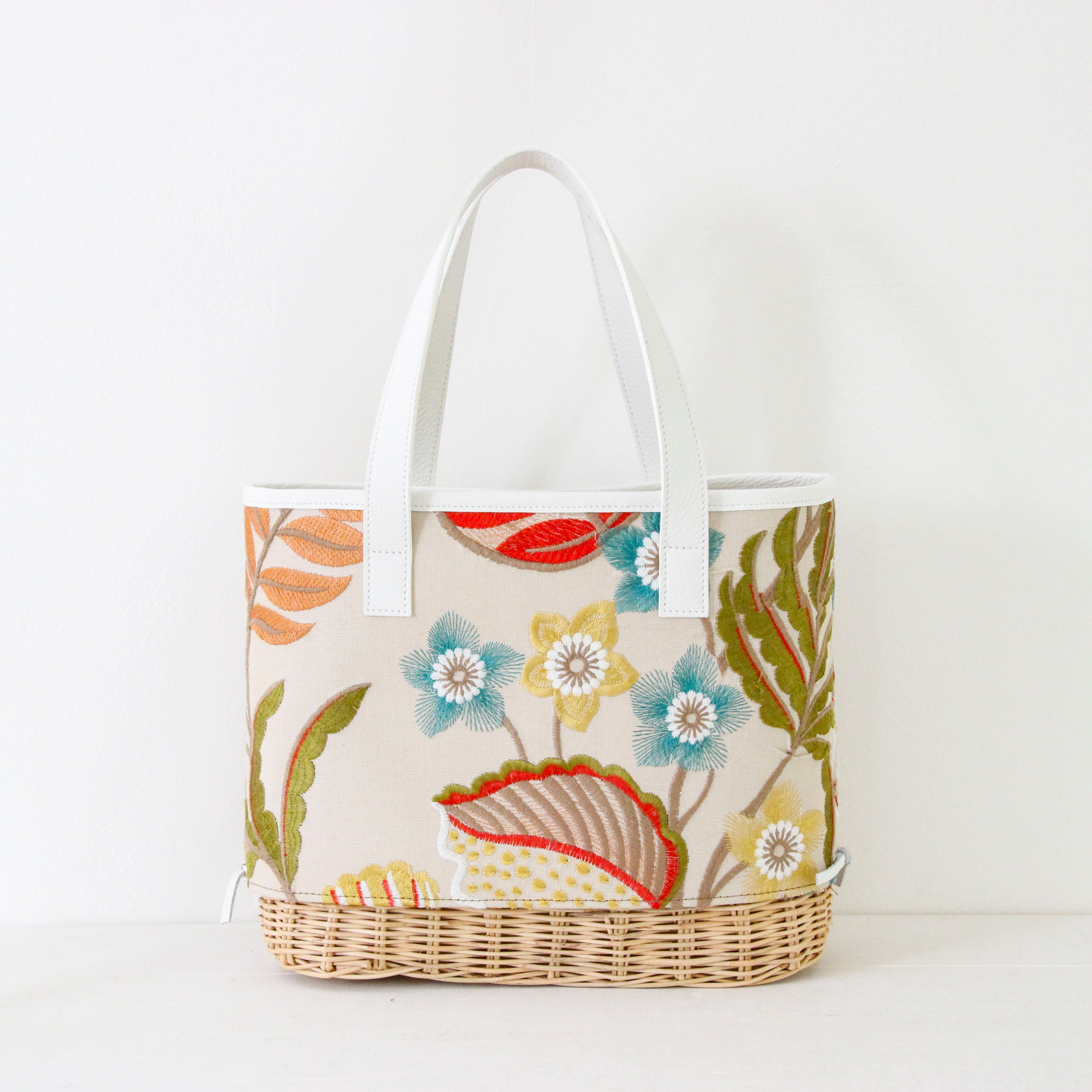 トロピカルフラワー刺繍リネンブライトXL / かごトート