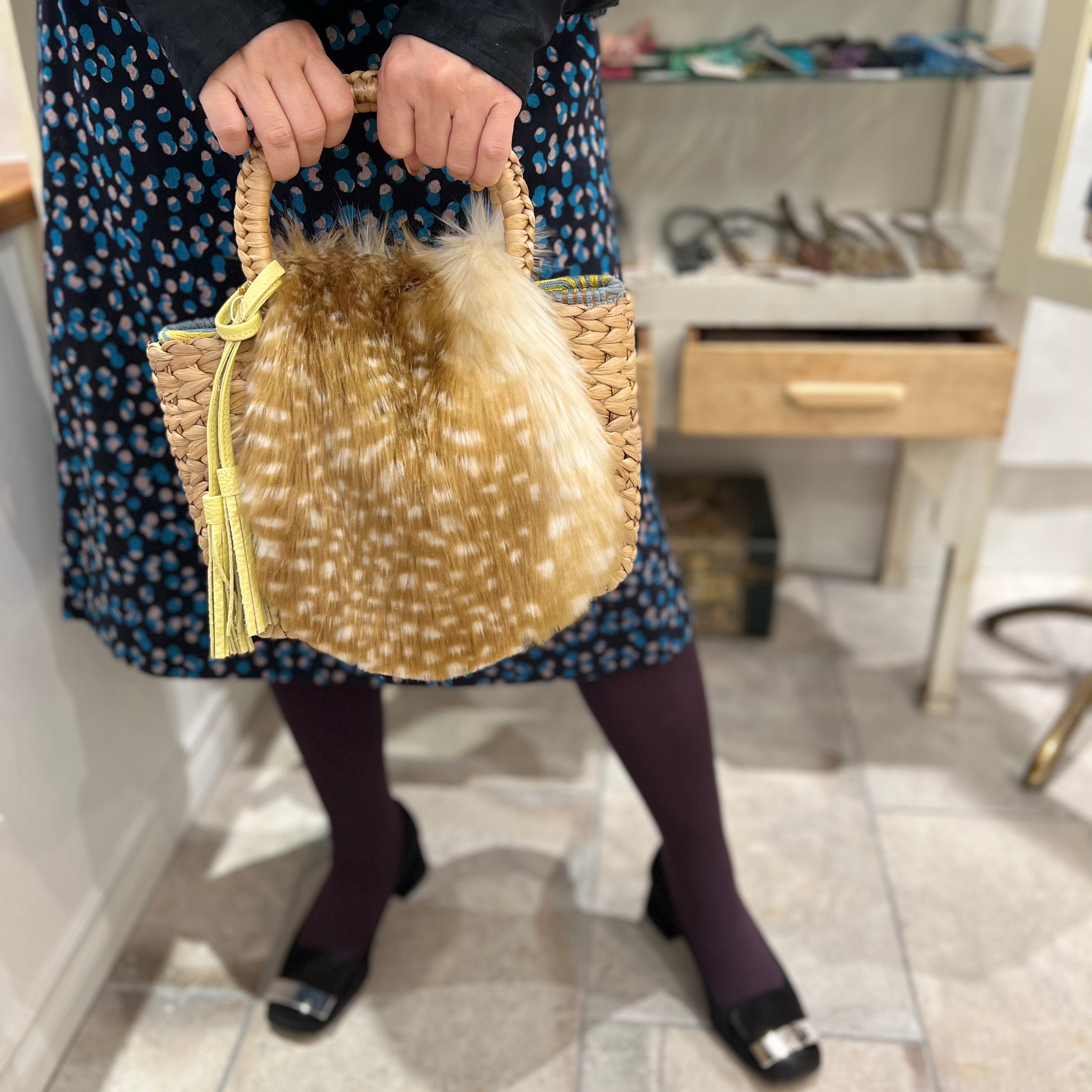 バンビ グレー×ホワイト / エコファーフラップS