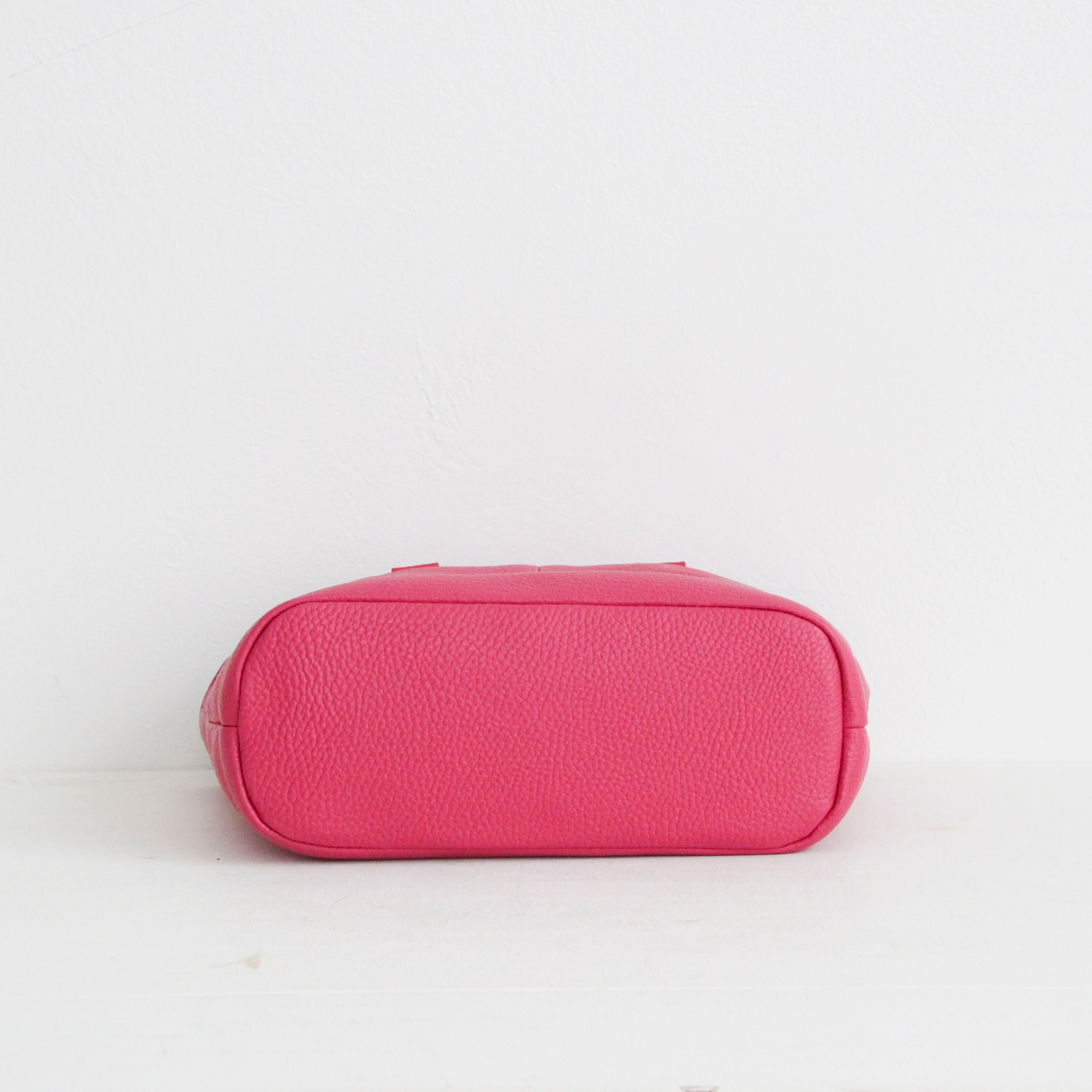 マゼンタピンク / ノヴァトートS