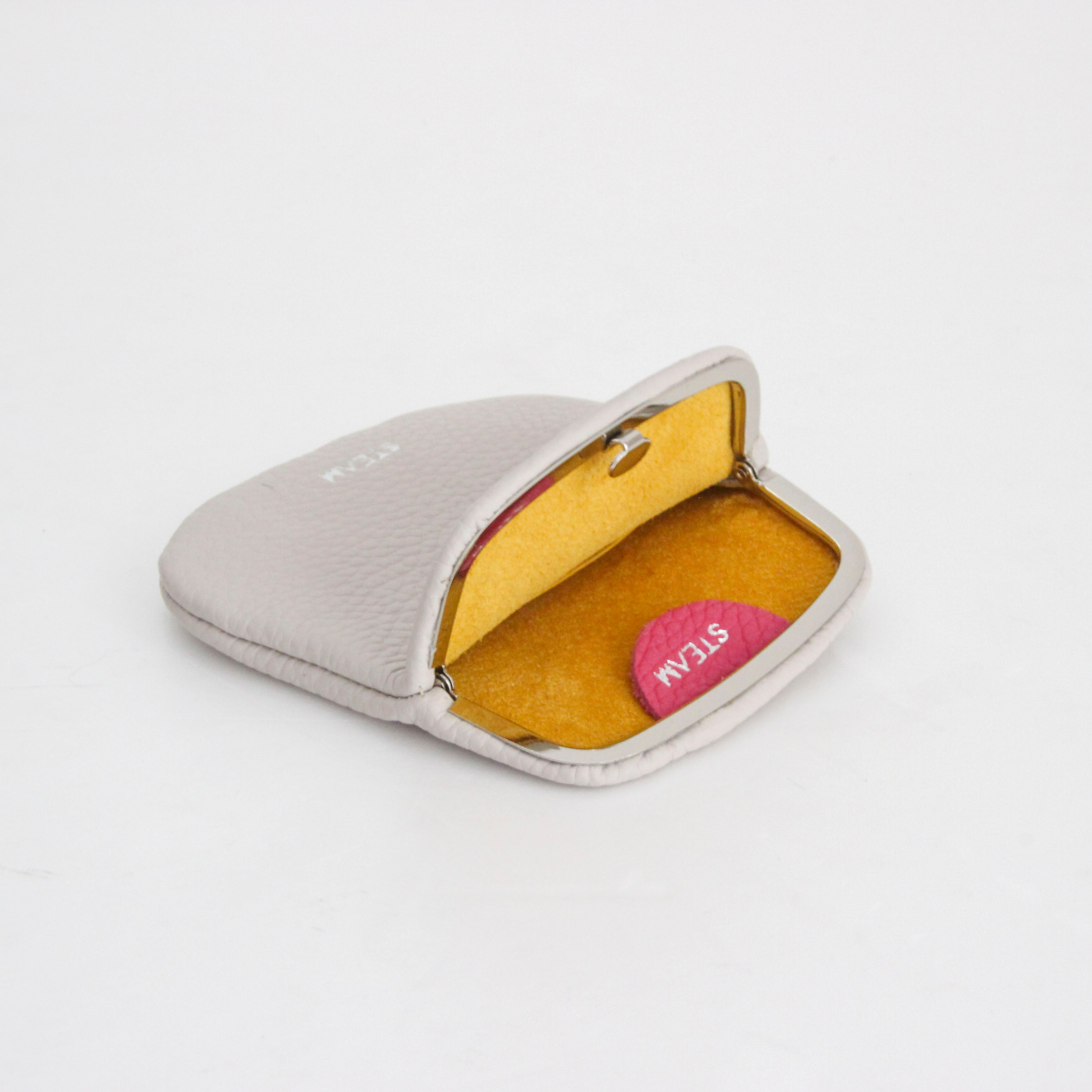 ポーセリンベージュ / パックンケースSプラス