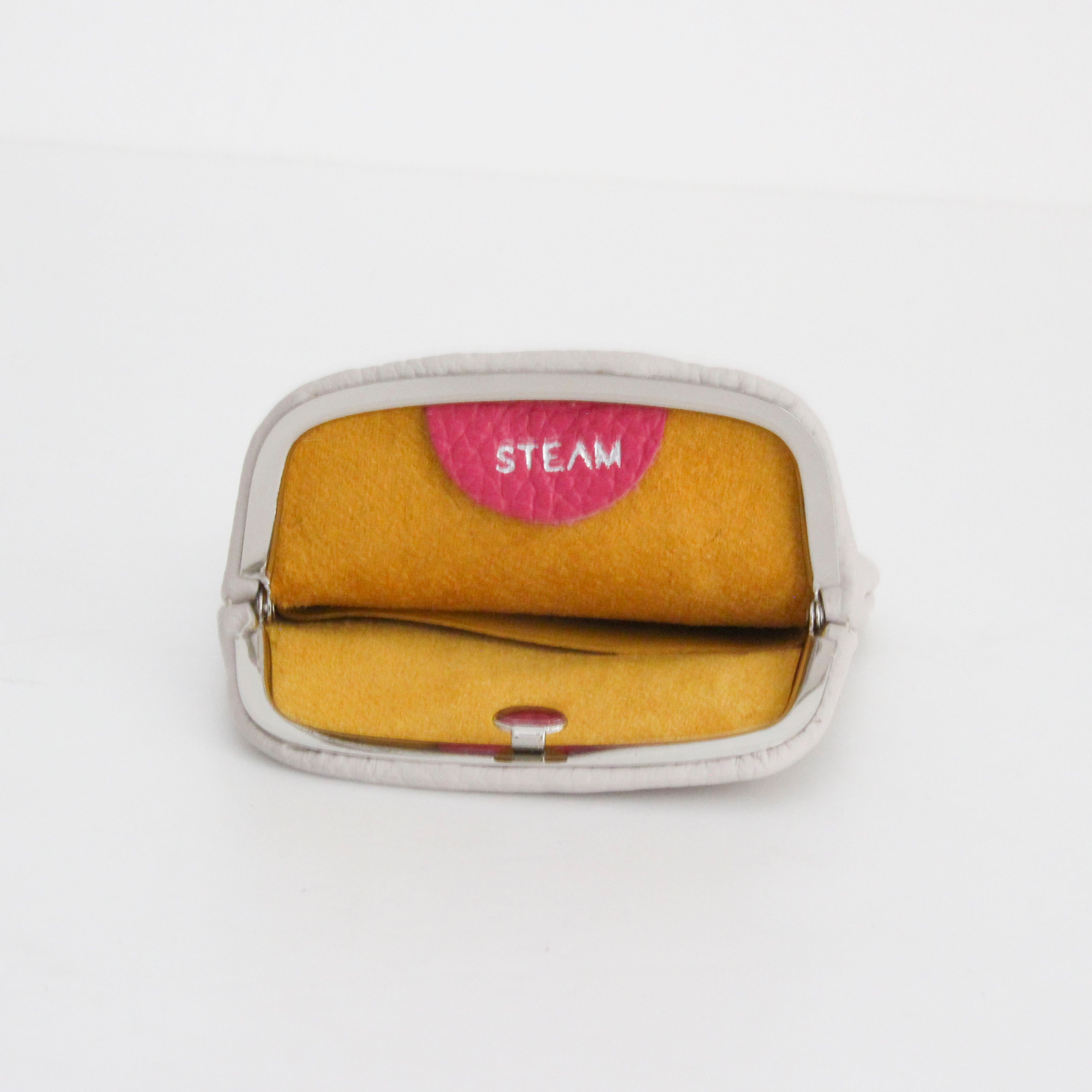 ポーセリンベージュ / パックンケースSプラス