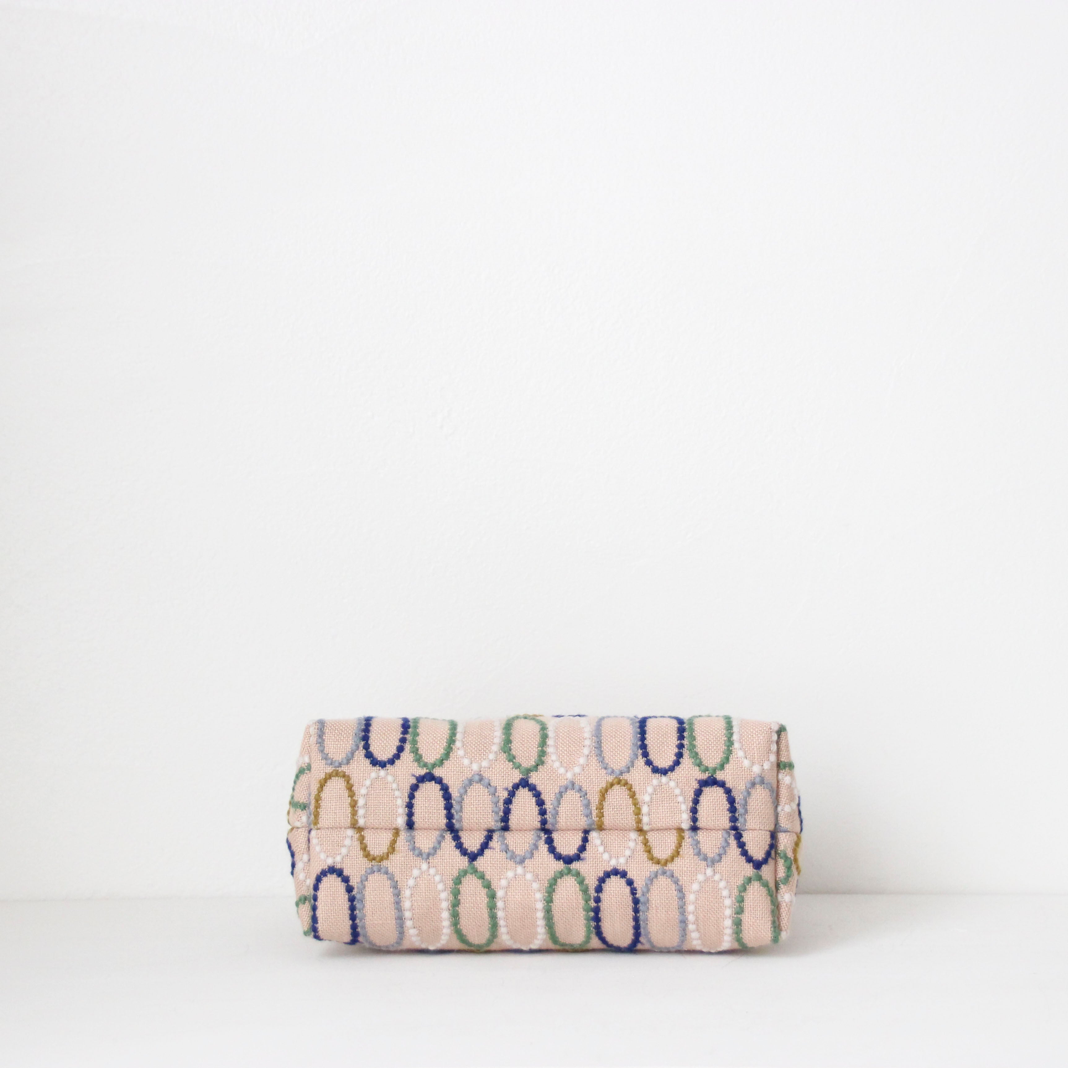 mina's オーバルピンク SXL / 口金ショルダーポーチM