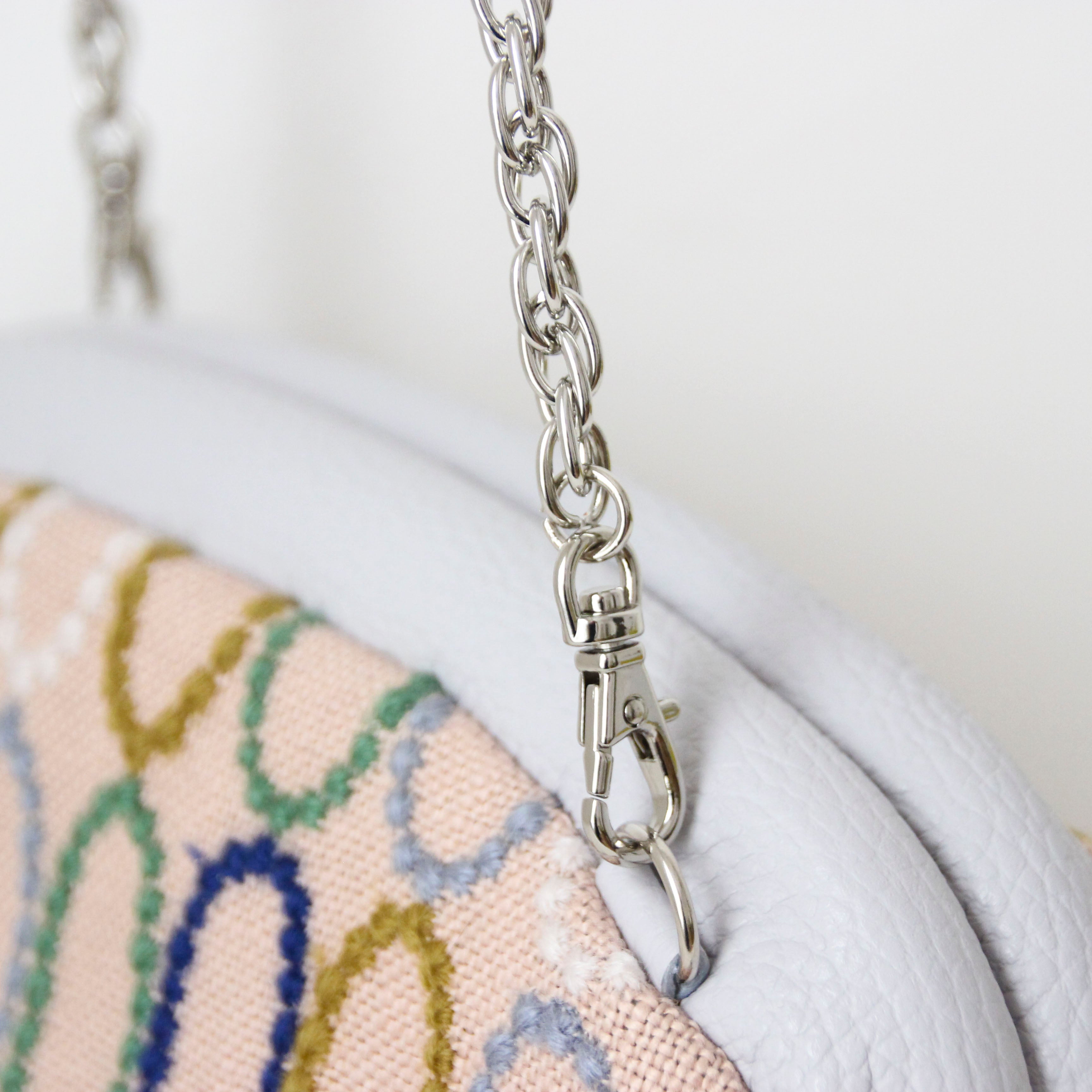 mina's オーバルピンク SXL / 口金ショルダーポーチM