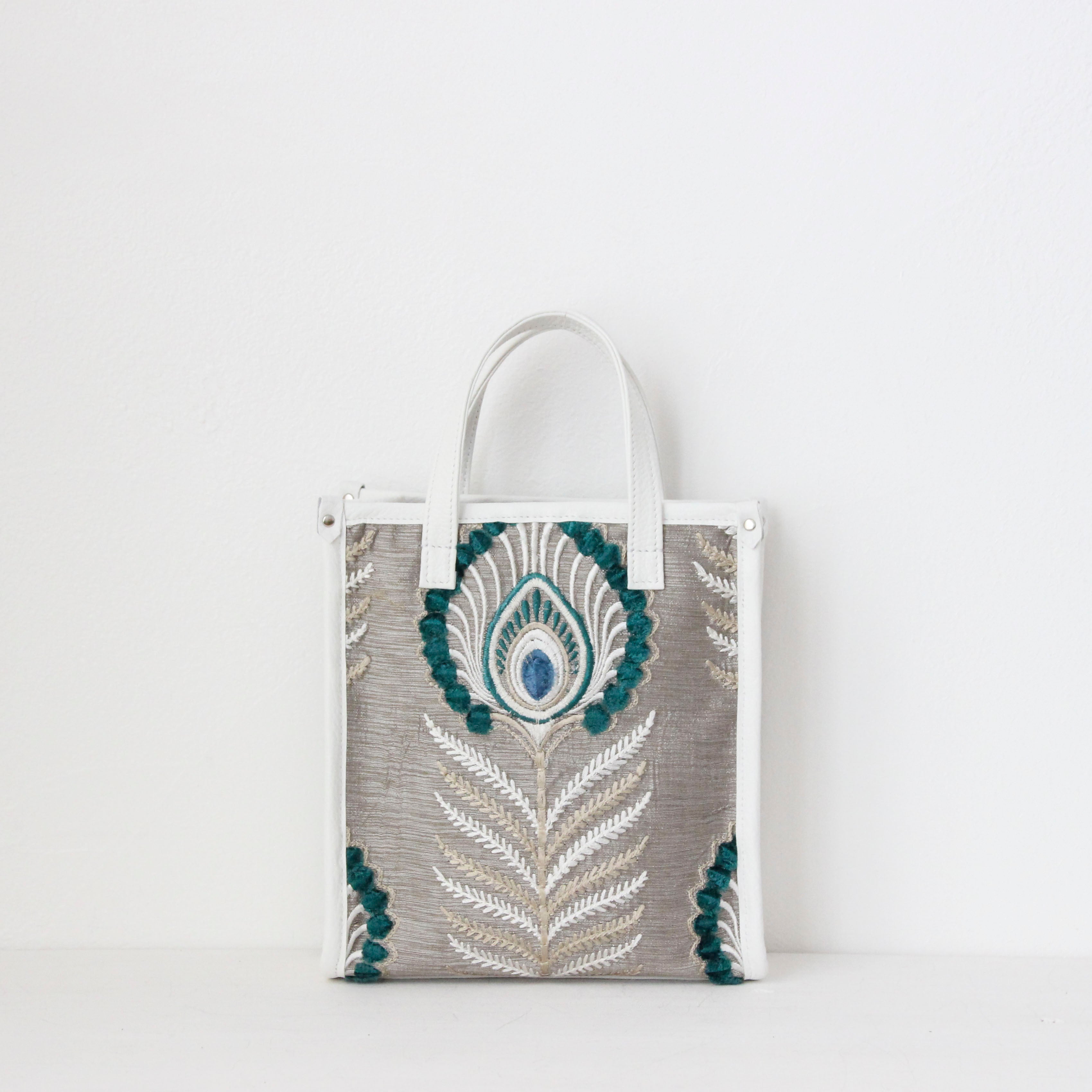 ターコイズピーコックフェザー XL ×ピュアホワイト / バーティカルトート トールS