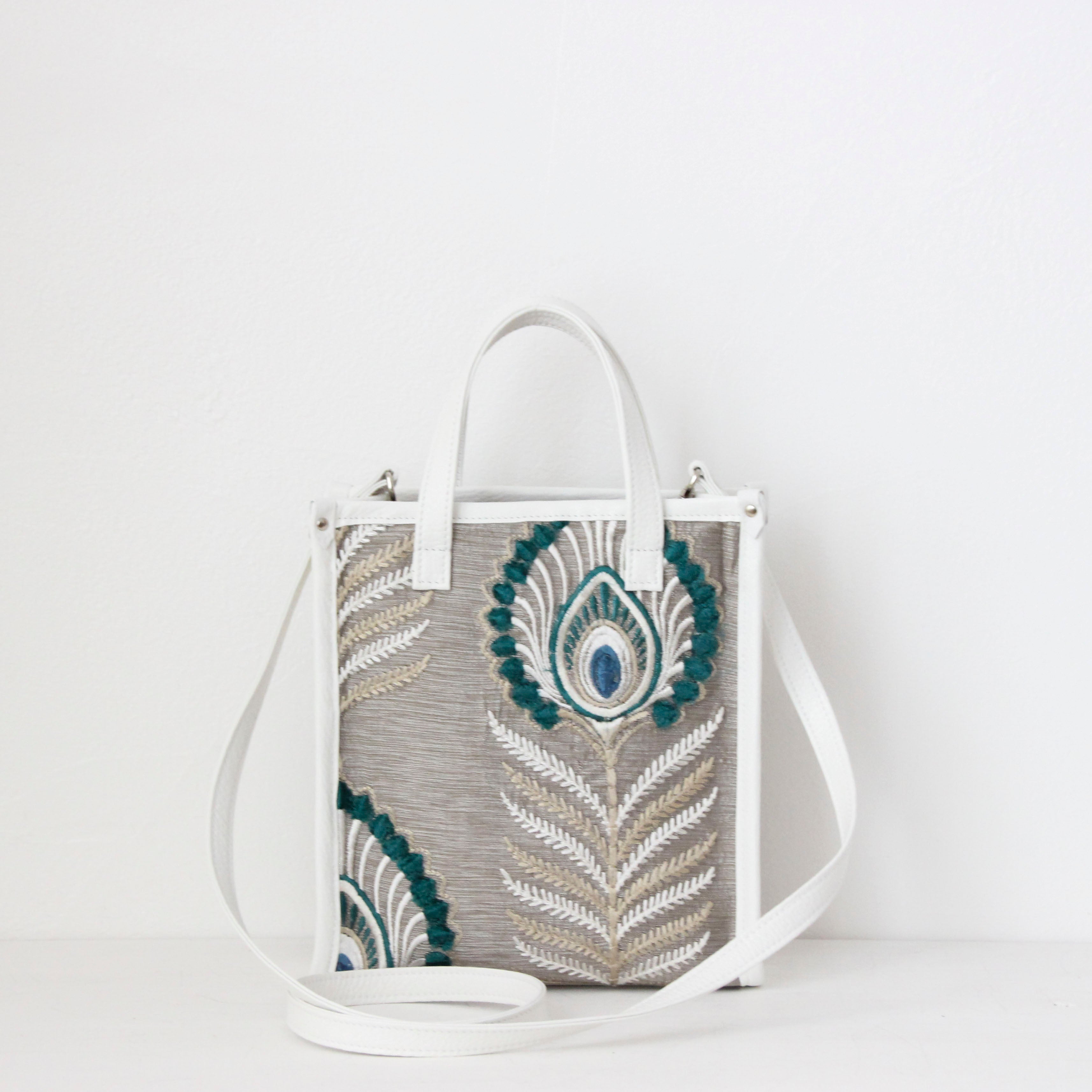 ターコイズピーコックフェザー XL ×ピュアホワイト / バーティカルトート トールS