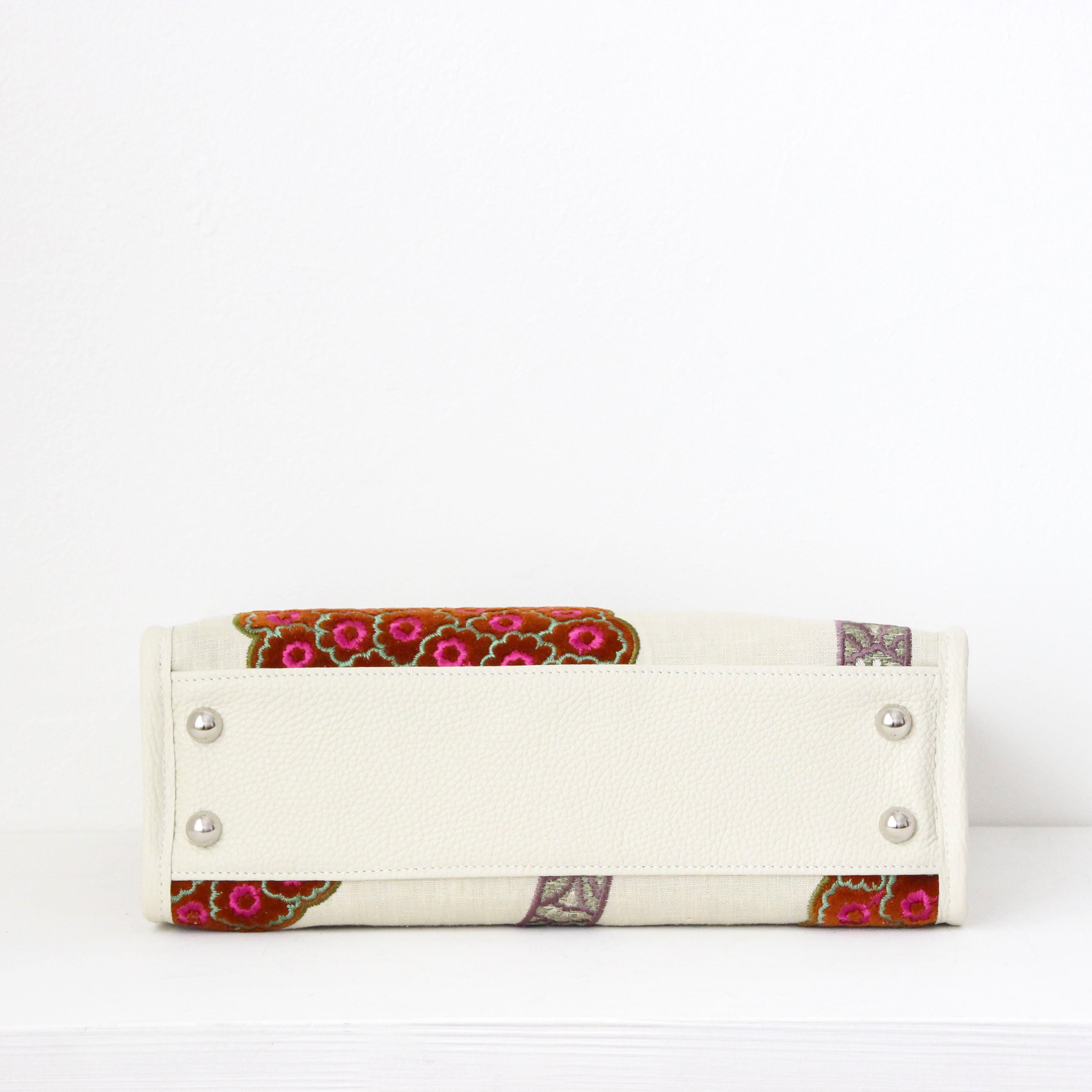 ベルベットアップリケナチュラルリネン×バニラホワイト SXL / バーティカルトート ワイドM