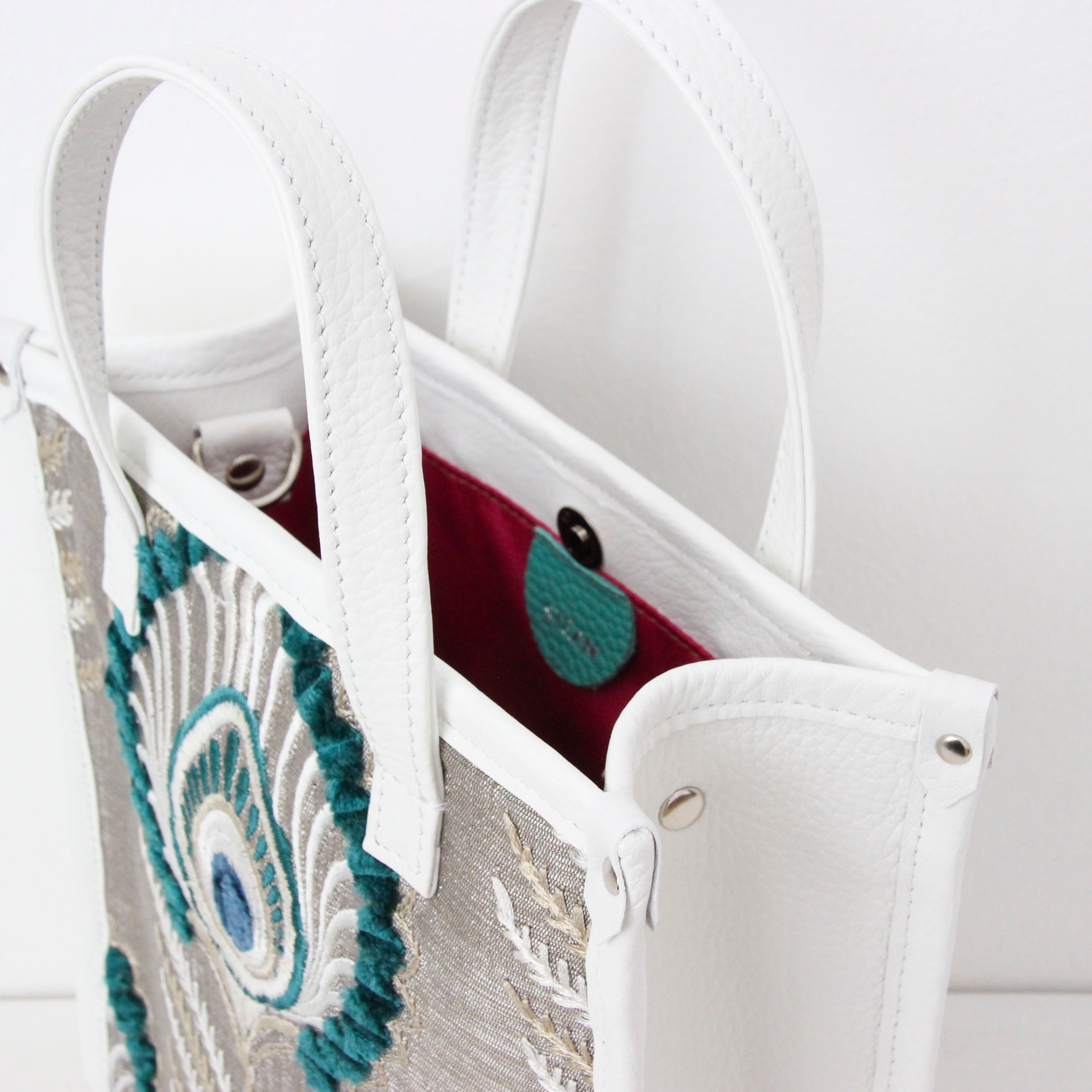 ターコイズピーコックフェザー XL ×ピュアホワイト / バーティカルトート トールS