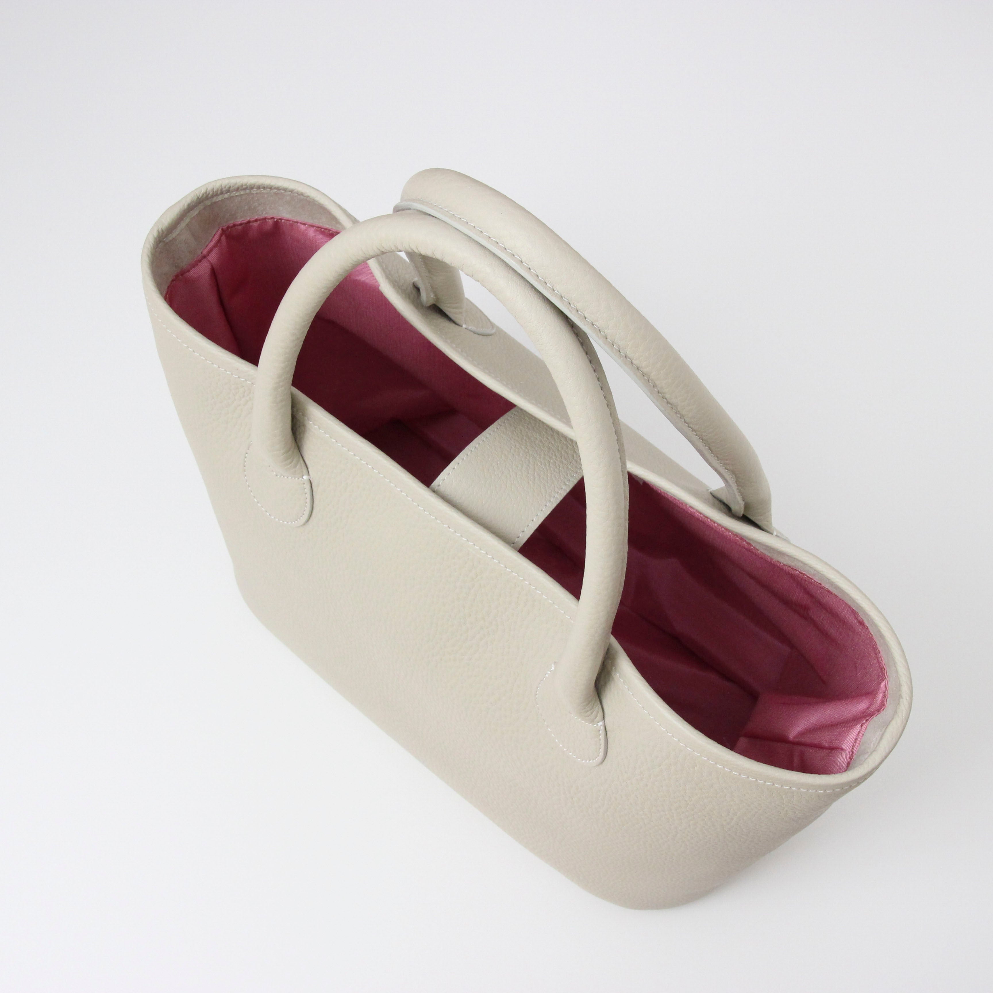 オフホワイト / シンプルレザートート