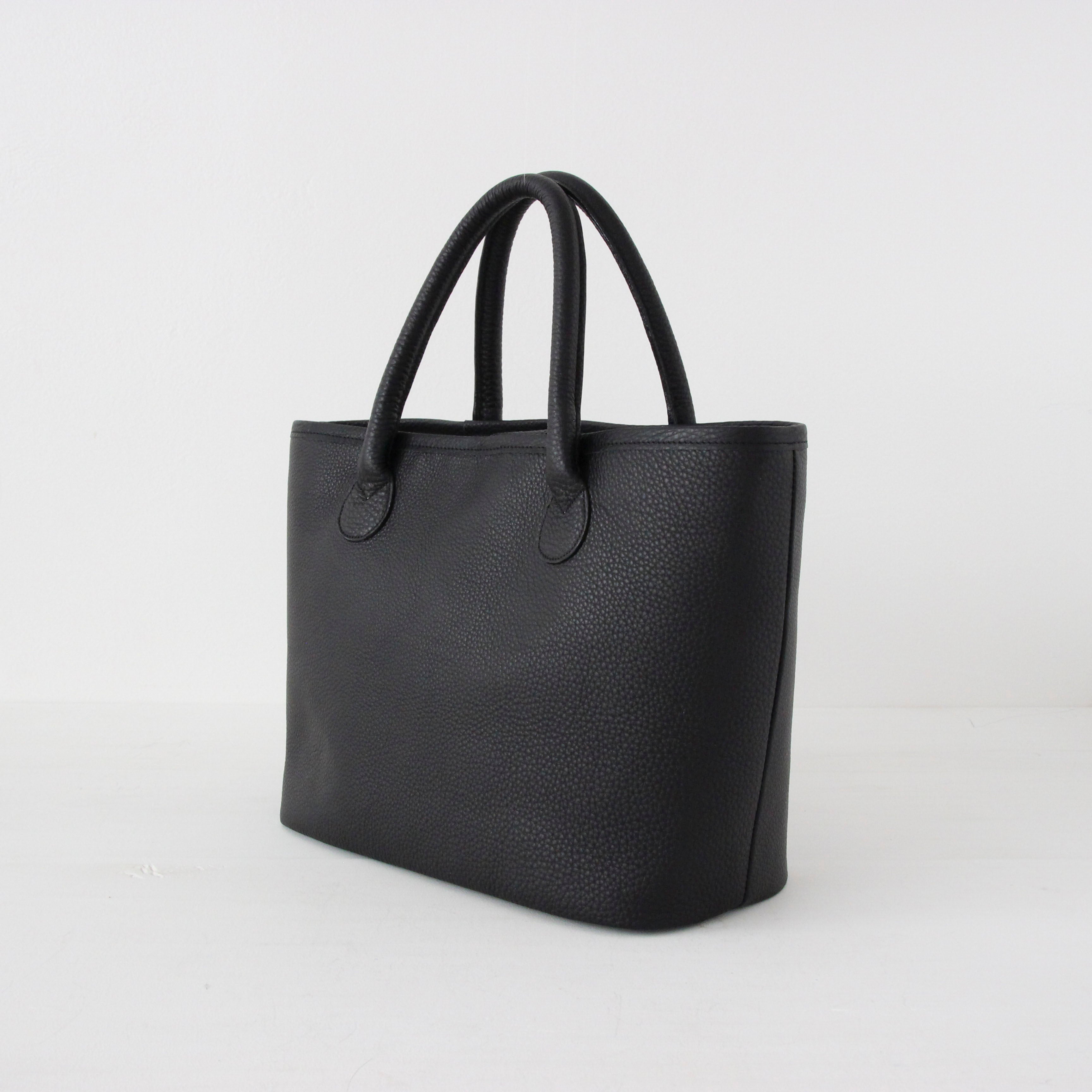 ブラック / シンプルレザートート