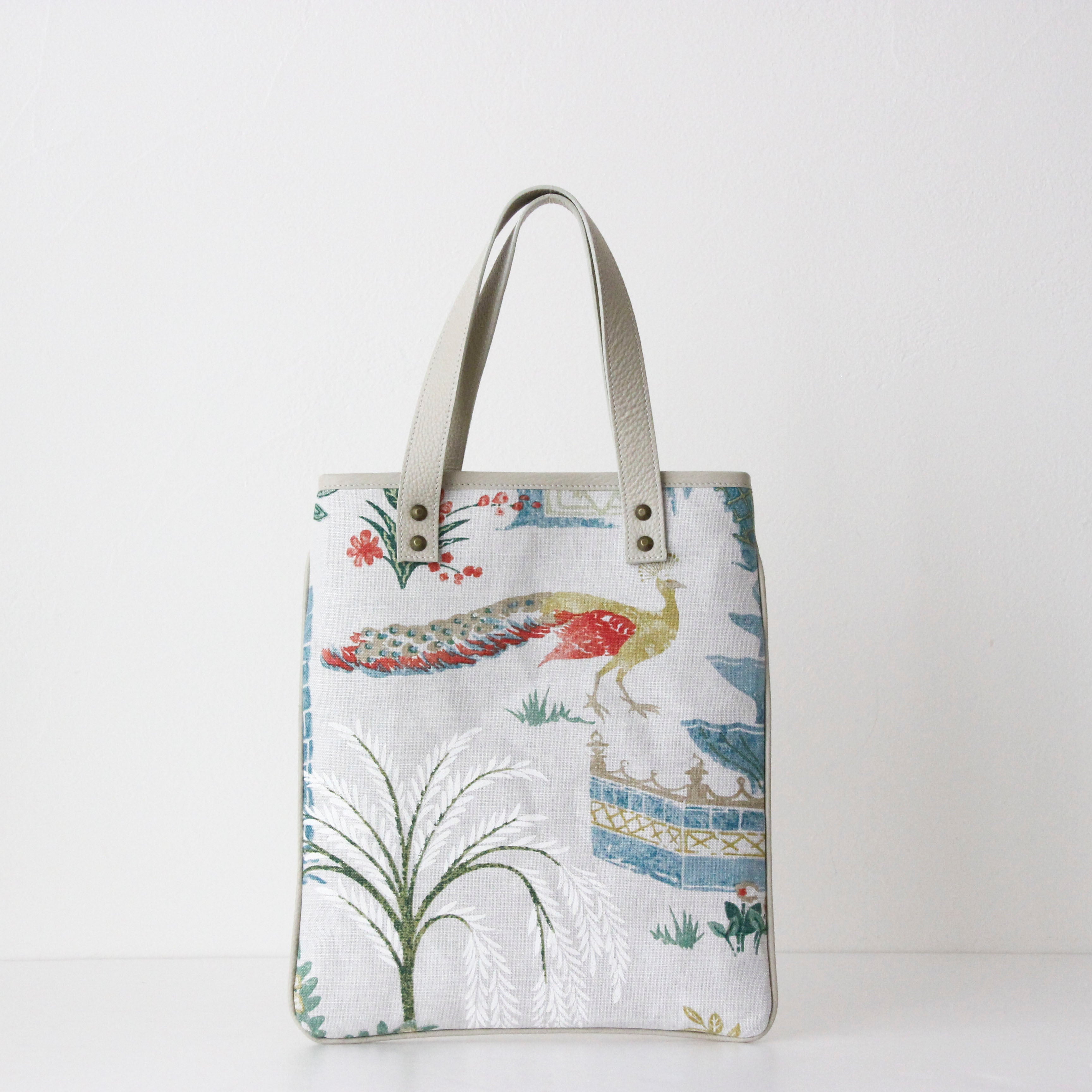 インディアンガーデンホワイト / フラットトート /XL