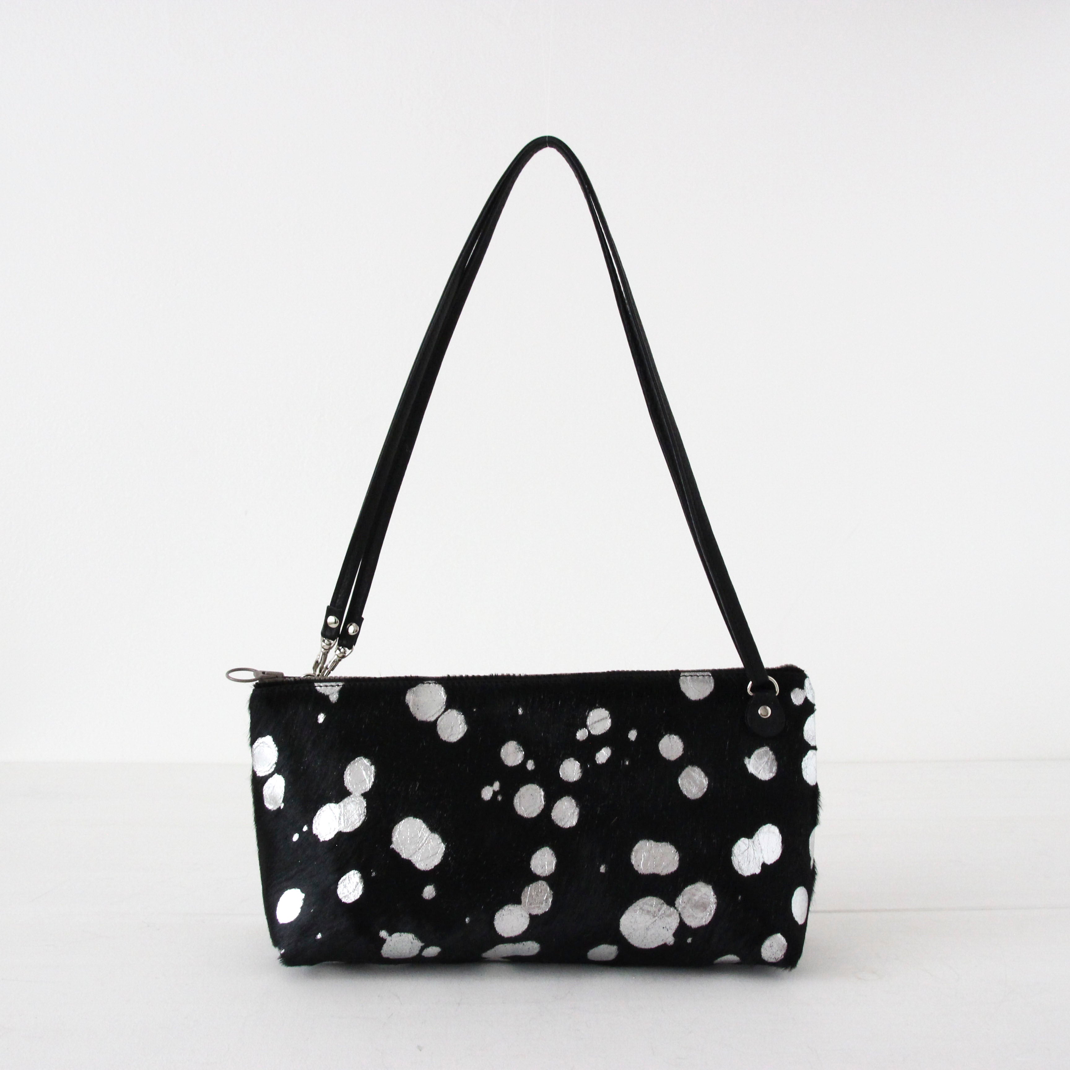 ブラック起毛Xシルバー / フラットポシェット