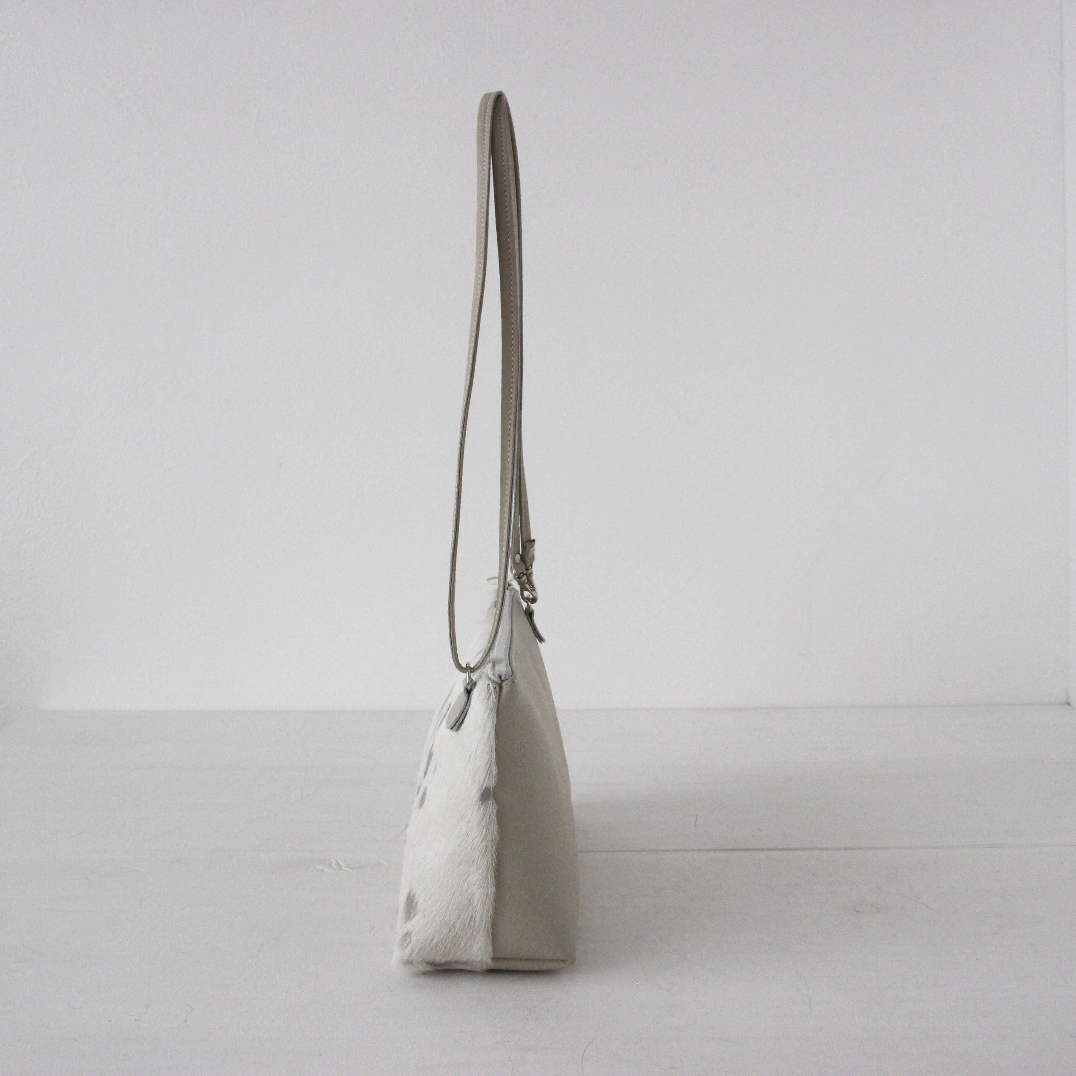 ホワイト起毛×シルバー / フラットポシェット