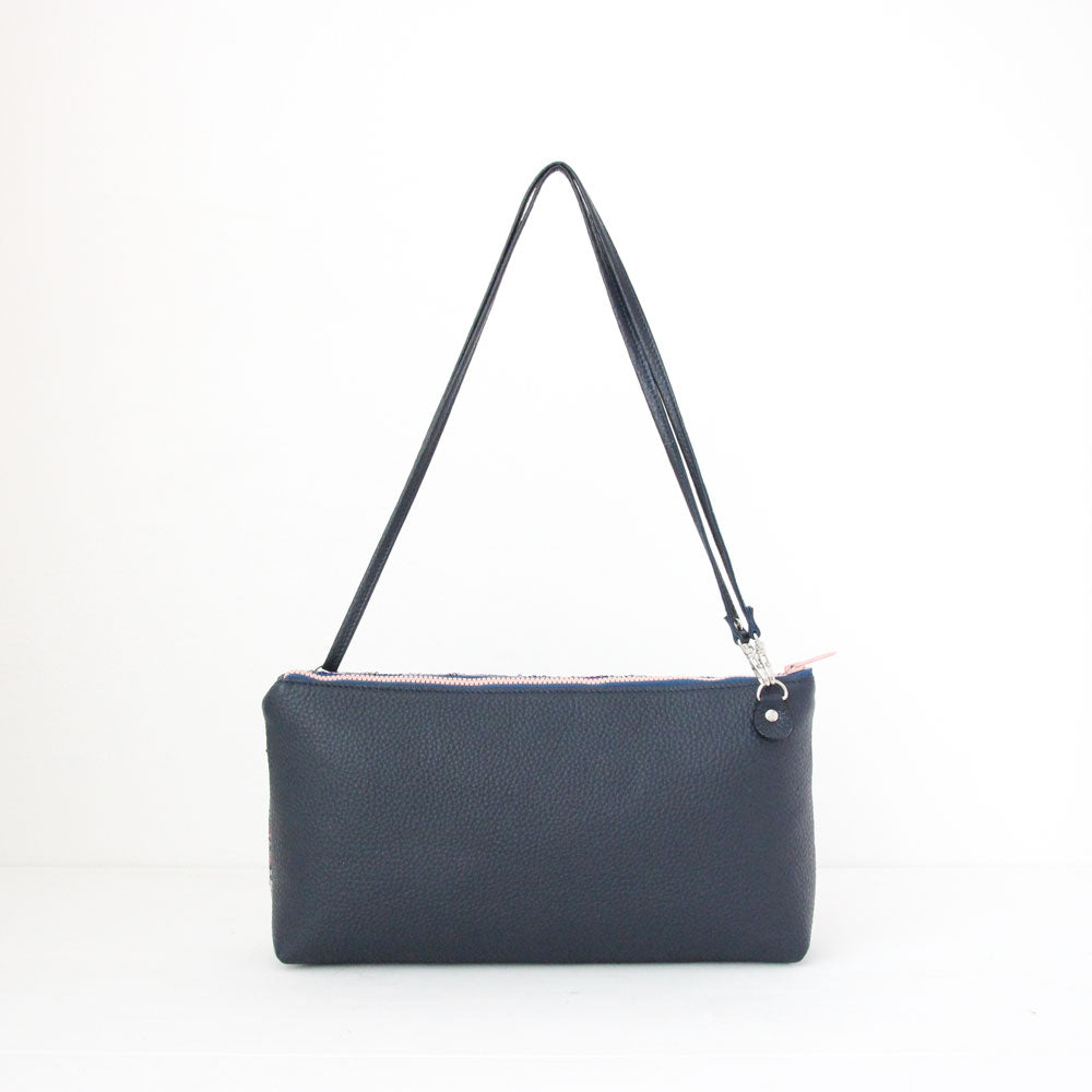 リバティスパンコールフラワーネイビー(ネイビー) / フラットポシェット