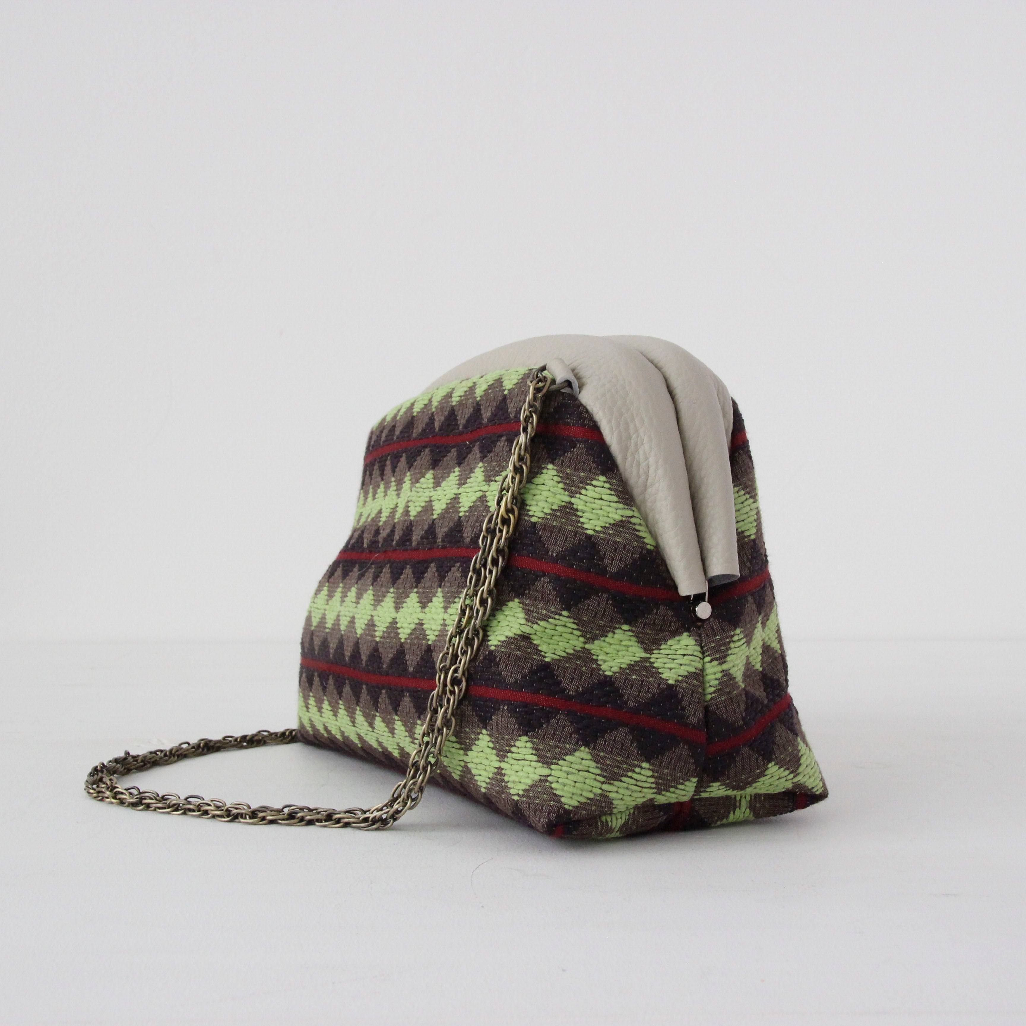 ブラウングリーンアーガイルボーダー / 口金ショルダーポーチM