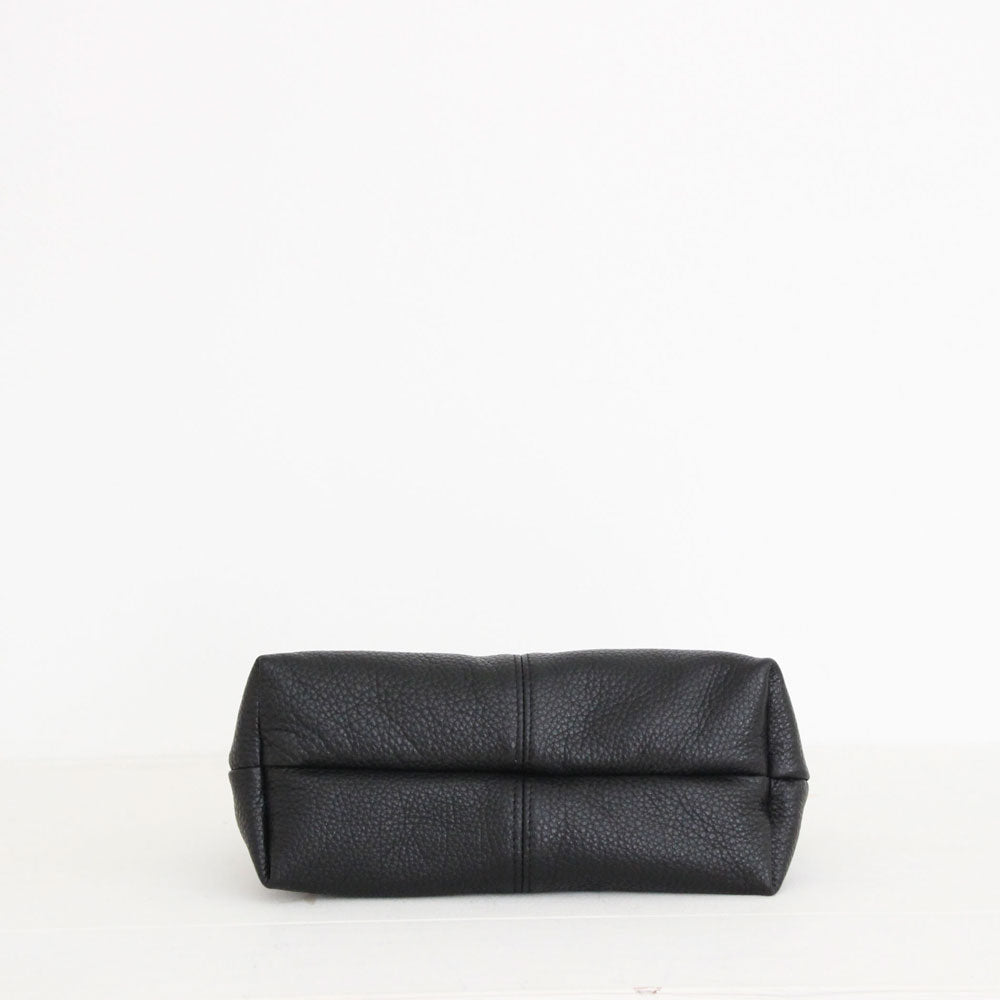 ブラックシマー / 口金レザーポシェットM