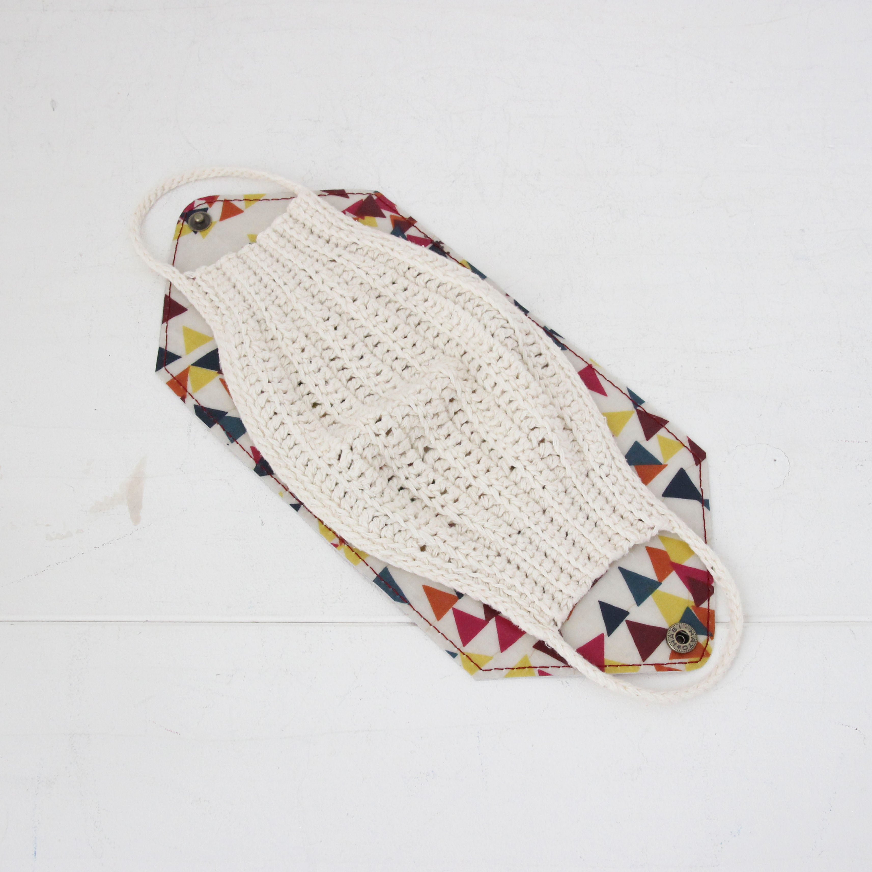 ピンク型押しレザー / マスクケース