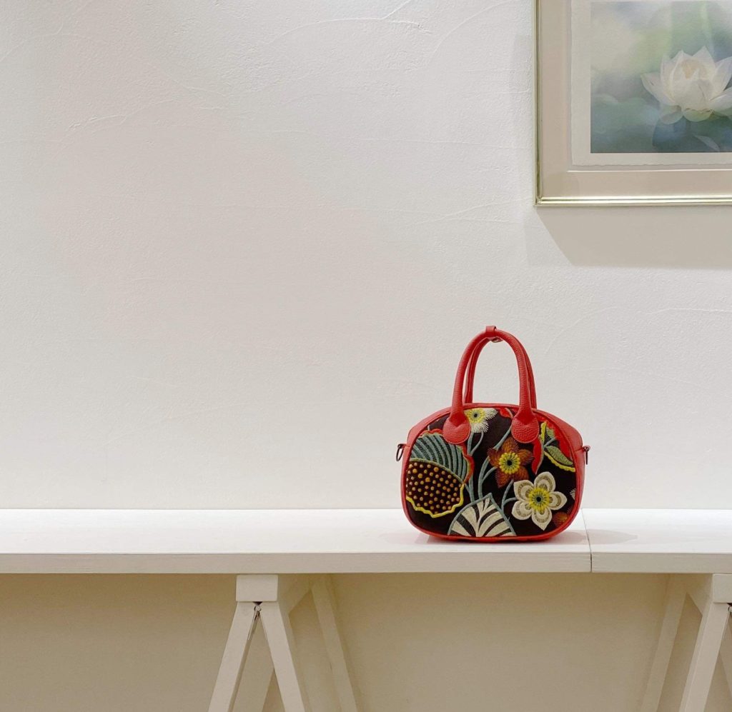 収納力ばつぐんラウンドバッグ