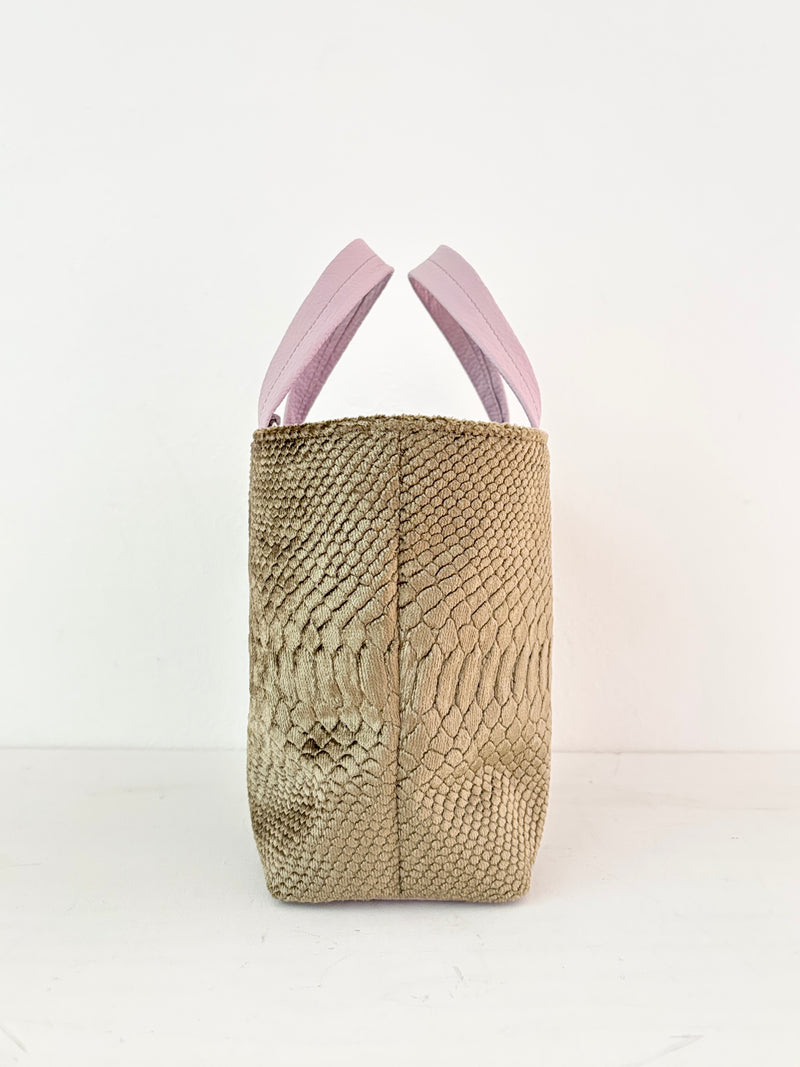 ベロア型押しベージュ / ボートバッグS