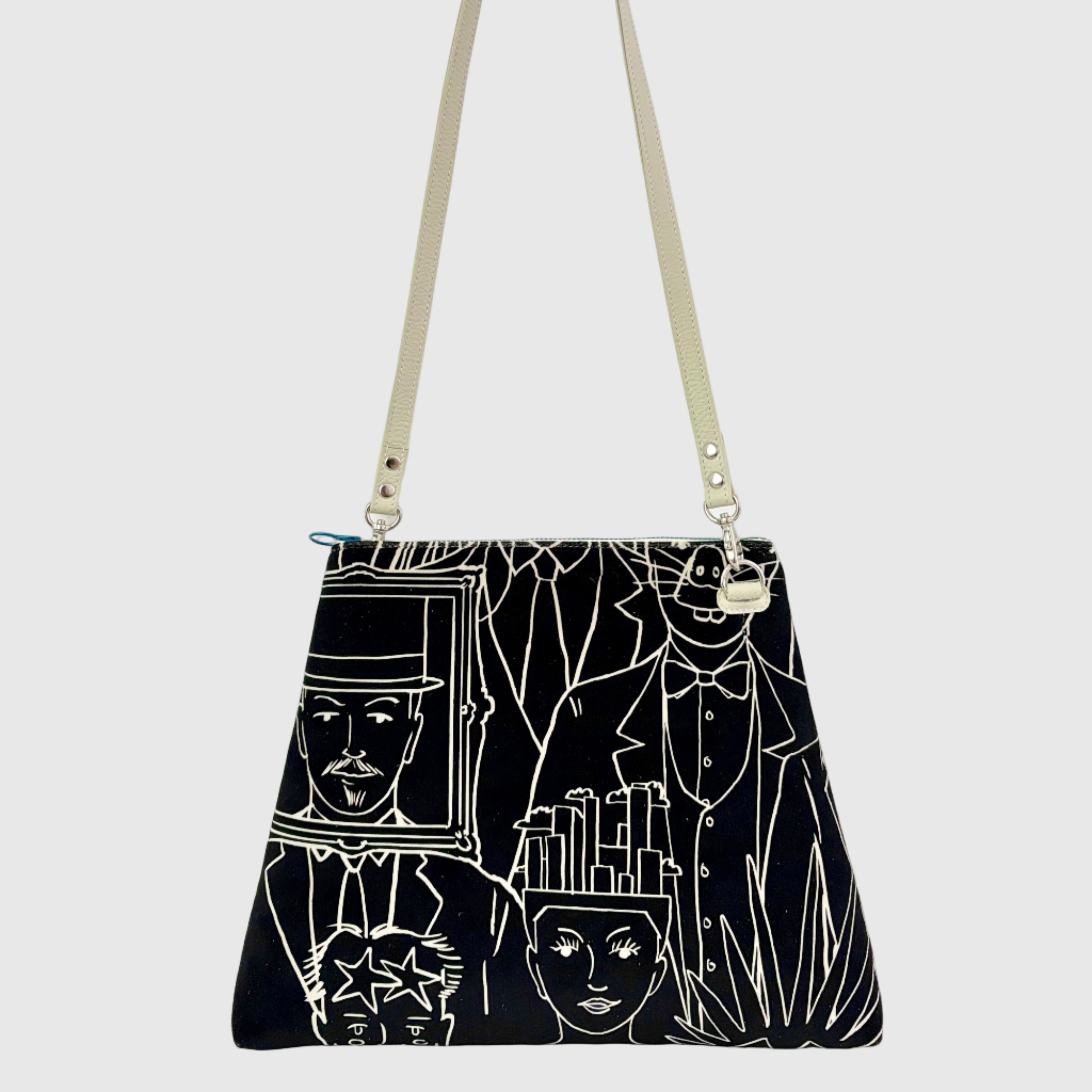 ファニーフェイス XL / フラットポシェットM