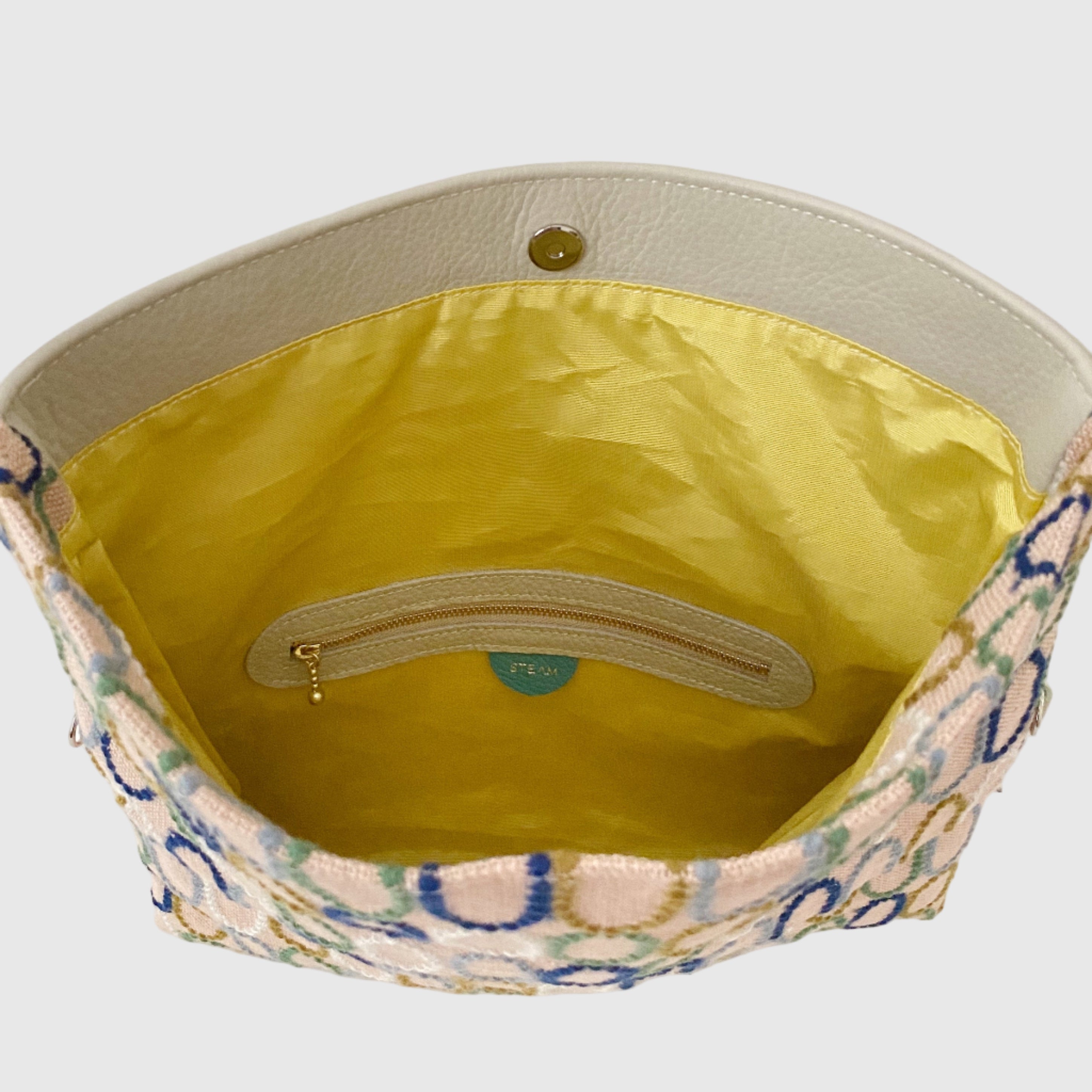 mina オーバルピンク XL / マルチウェイポシェット