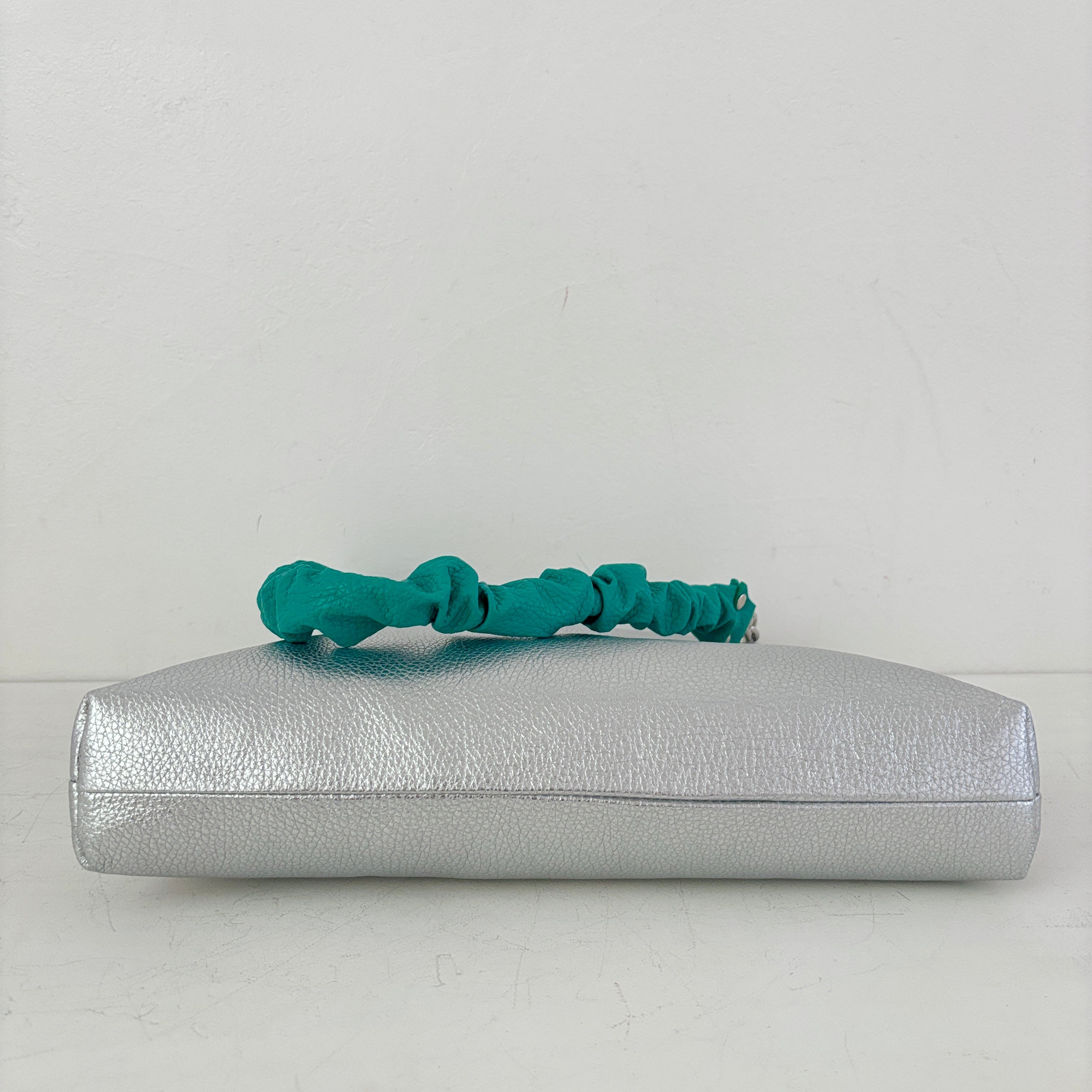 シルバーシマー×エメラルドL / フラットポシェットM