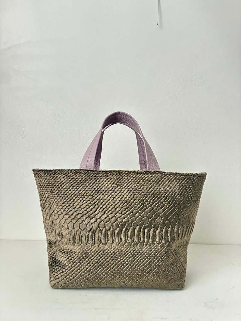 ベロア型押しベージュ / ボートバッグS