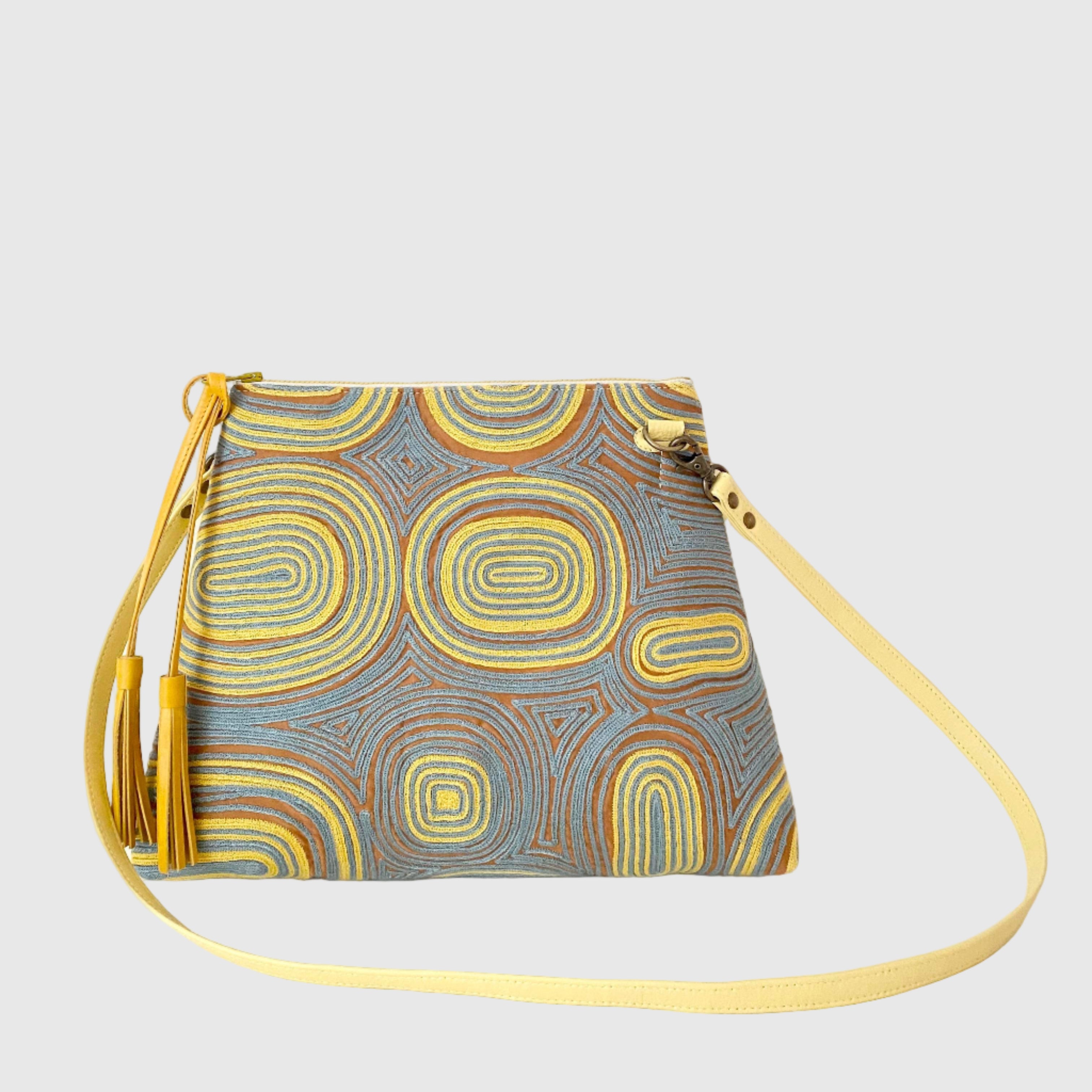 イエローブルーオーシャニー XL / フラットポシェットM