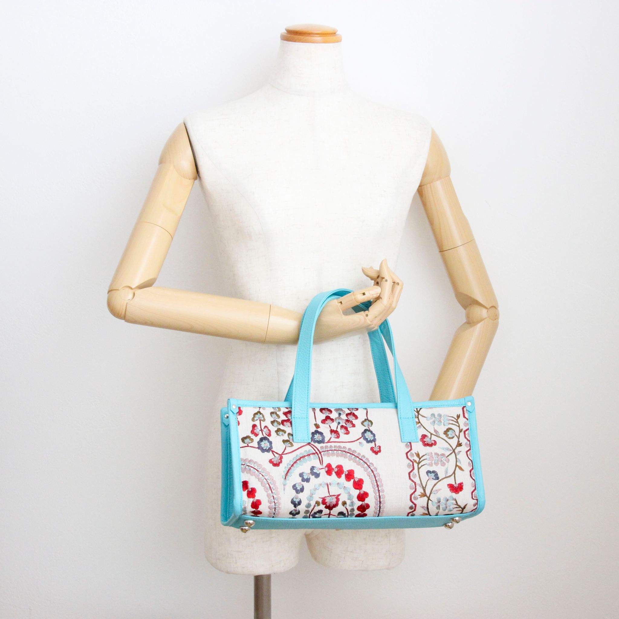 スプリングプランツホワイトベース LXL ×アクア / バーティカルトート ショート