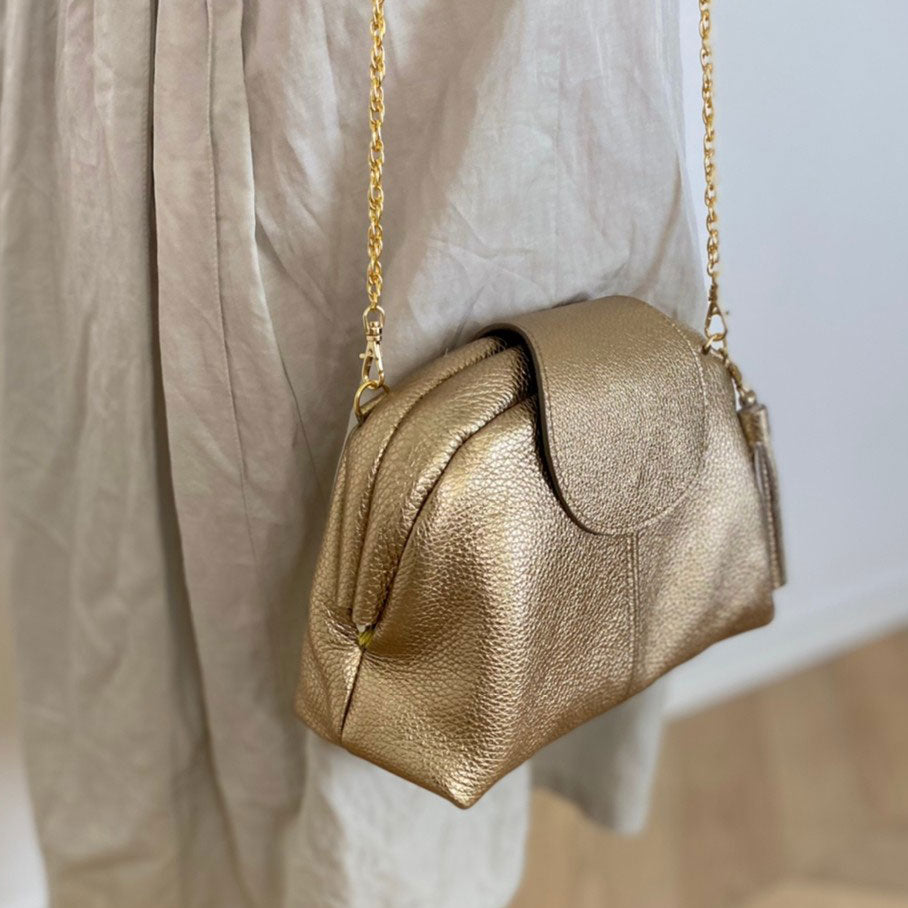 ゴールドシマー  / 口金レザーポシェットM