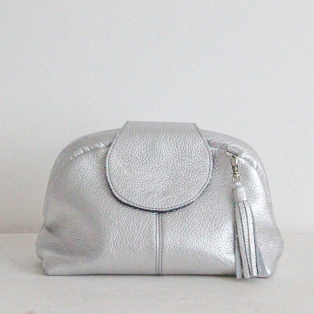 シルバーシマー  / 口金レザーポシェットM