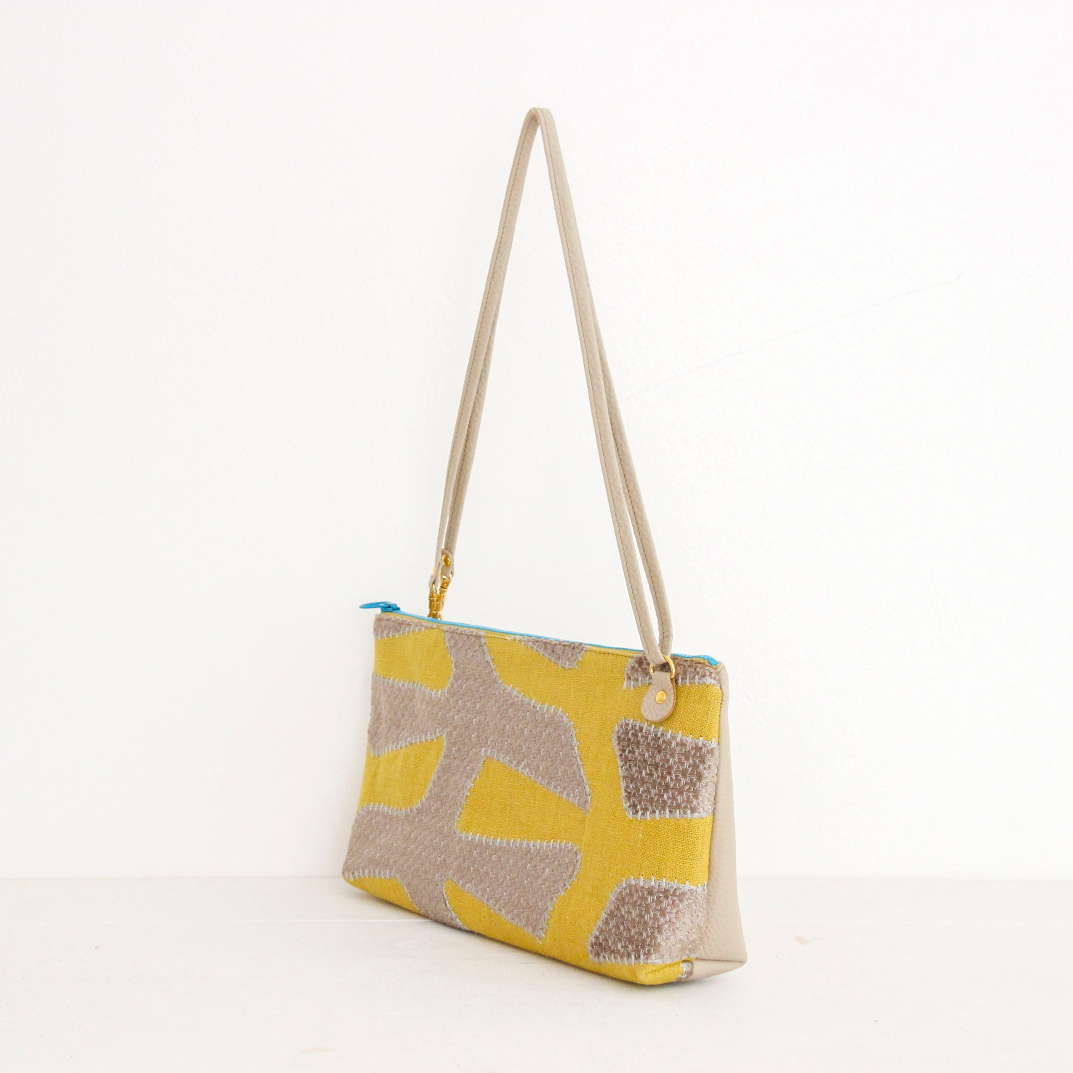 ベルベットアップリケイエロー×ベージュ / フラットポシェット LXL