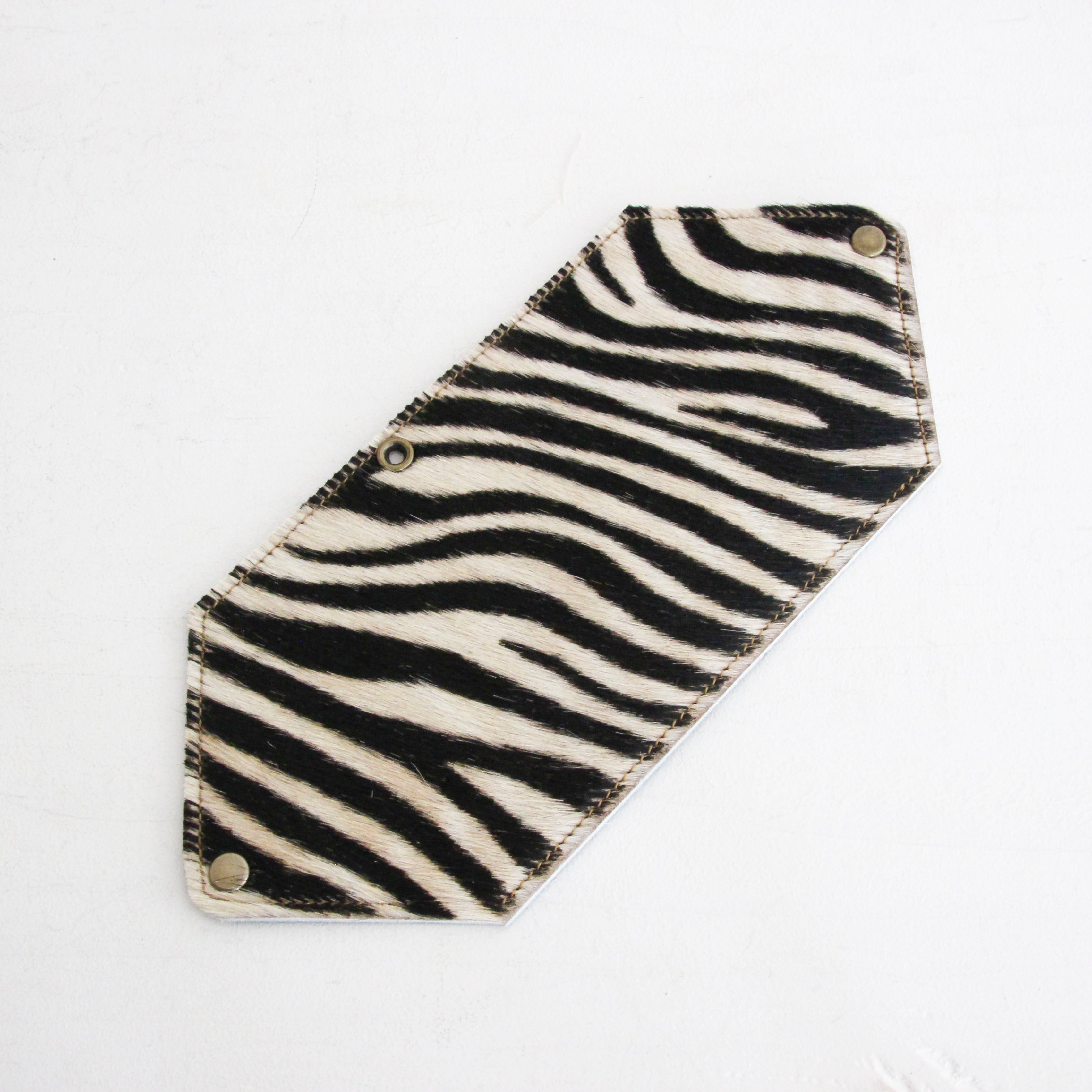 起毛ゼブラレザー / マスクケース