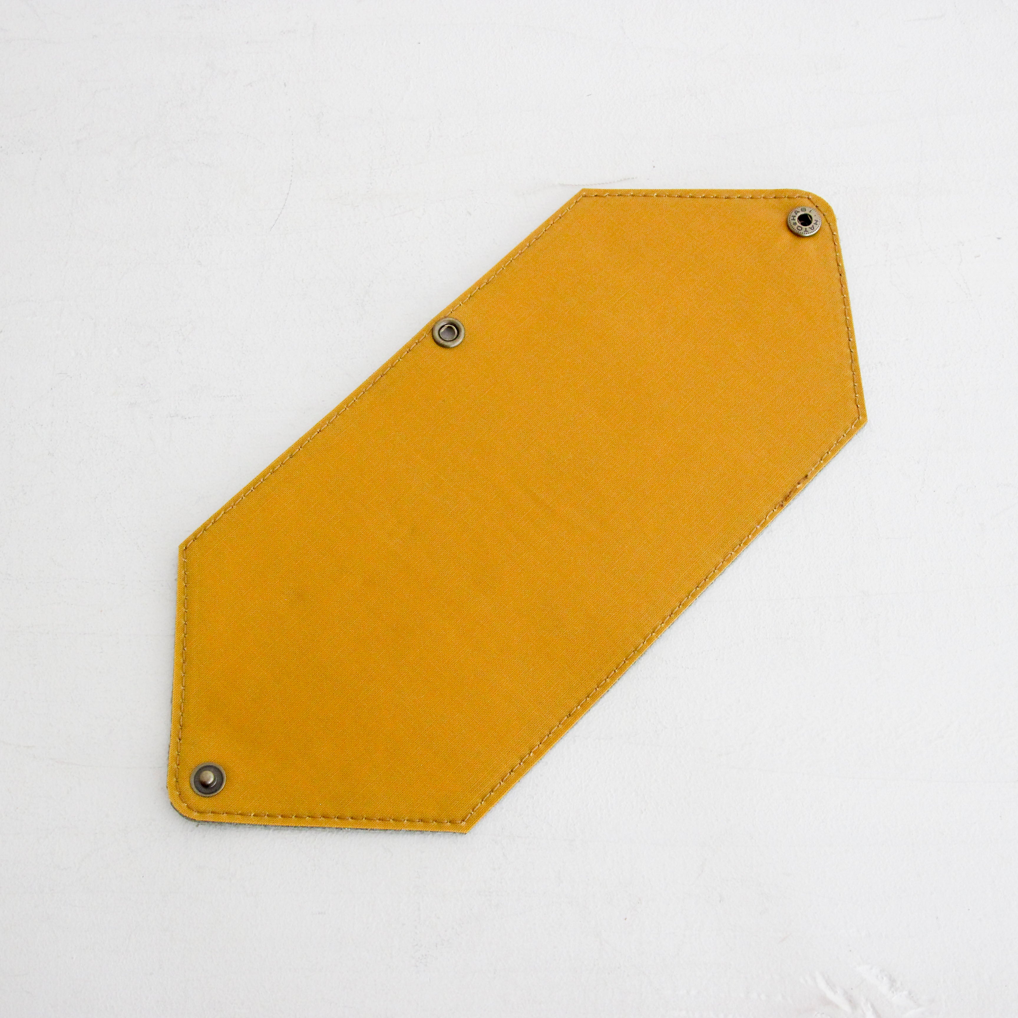 カーキレザー / マスクケース