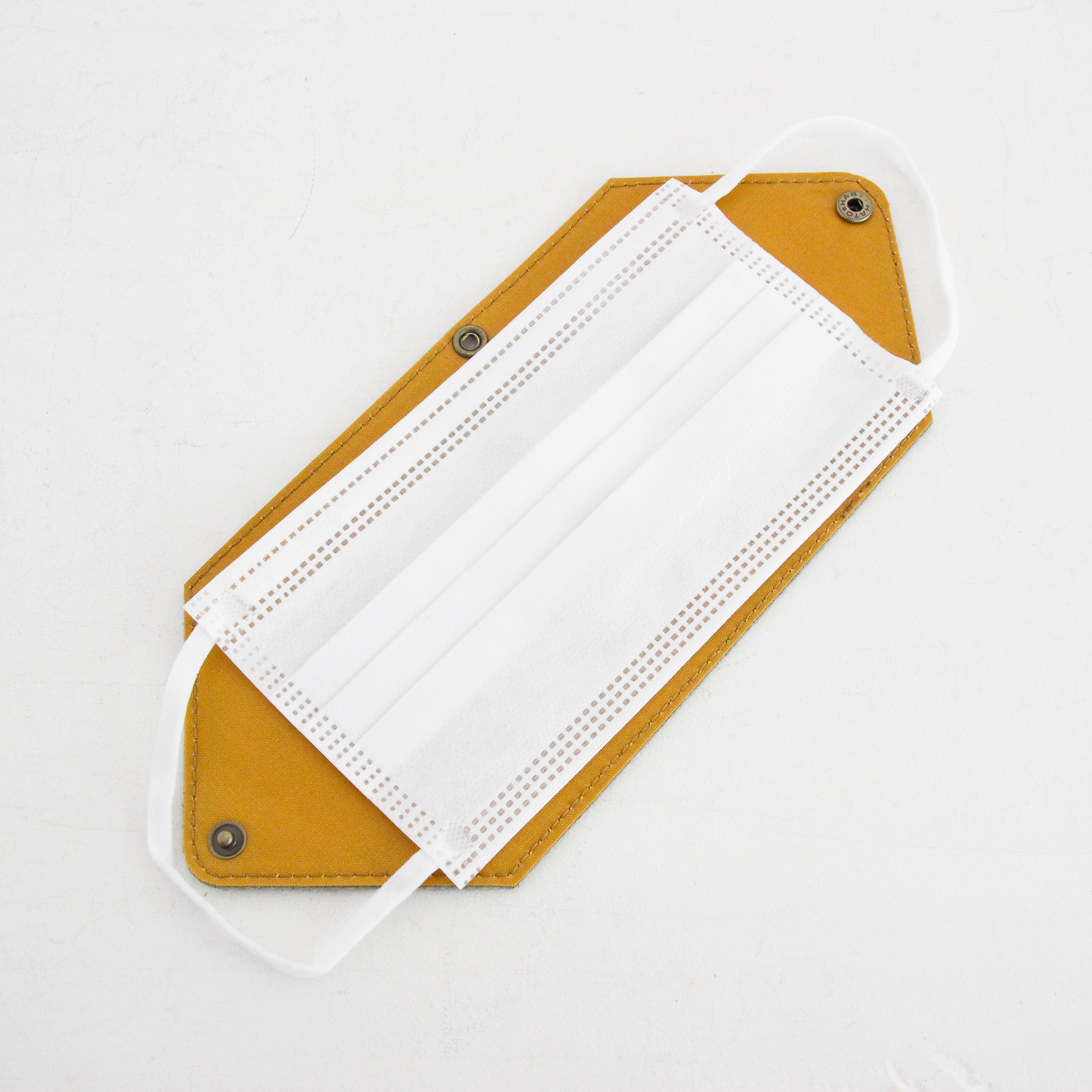 カーキレザー / マスクケース