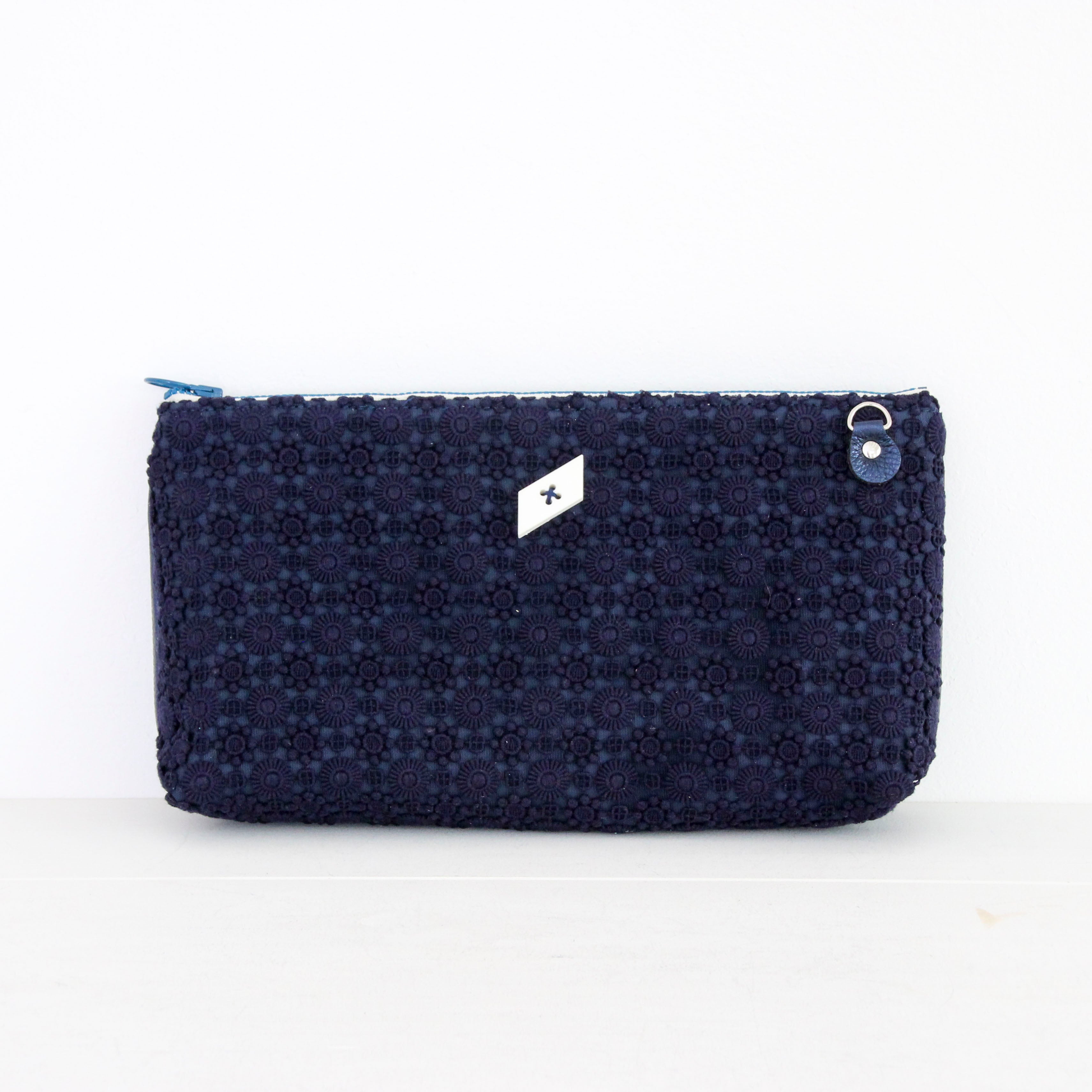 ネイビーレース / フラットポシェット