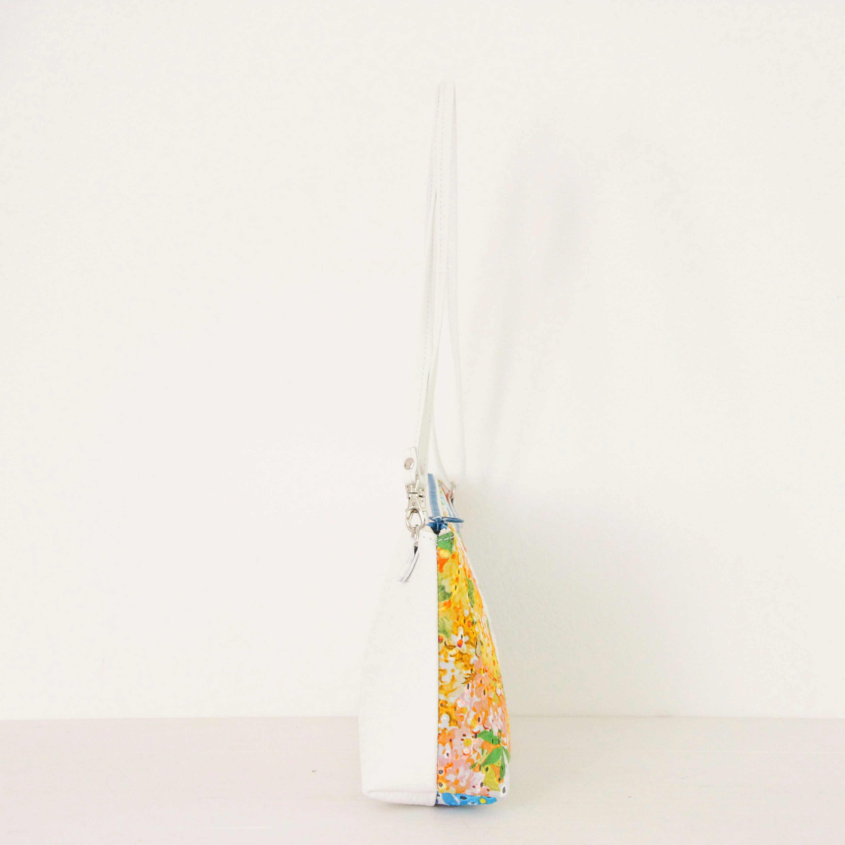 グッチフラワーレース×ピュアホワイトXL / フラットポシェット