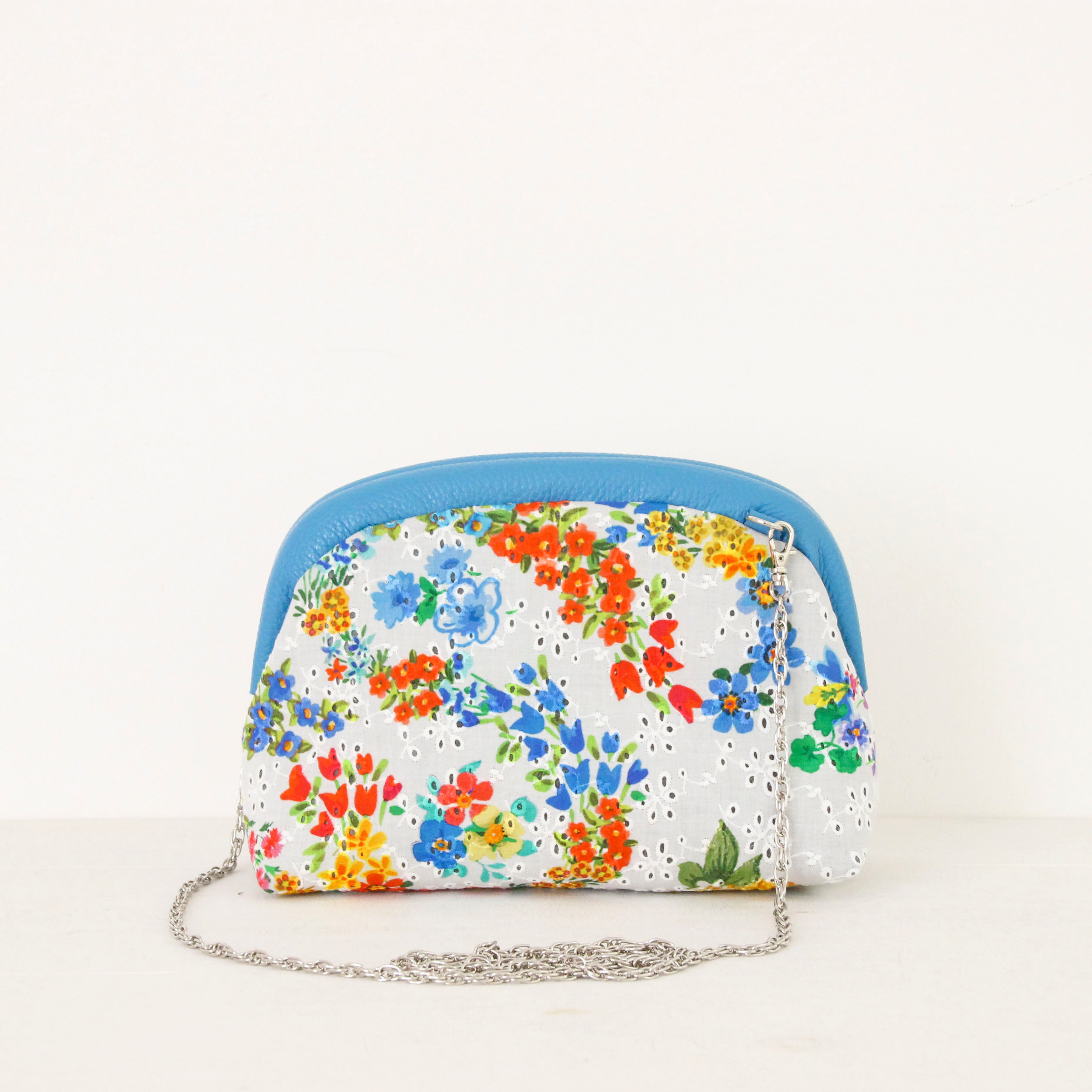 グッチフラワーレースXL / 口金ショルダーポーチM