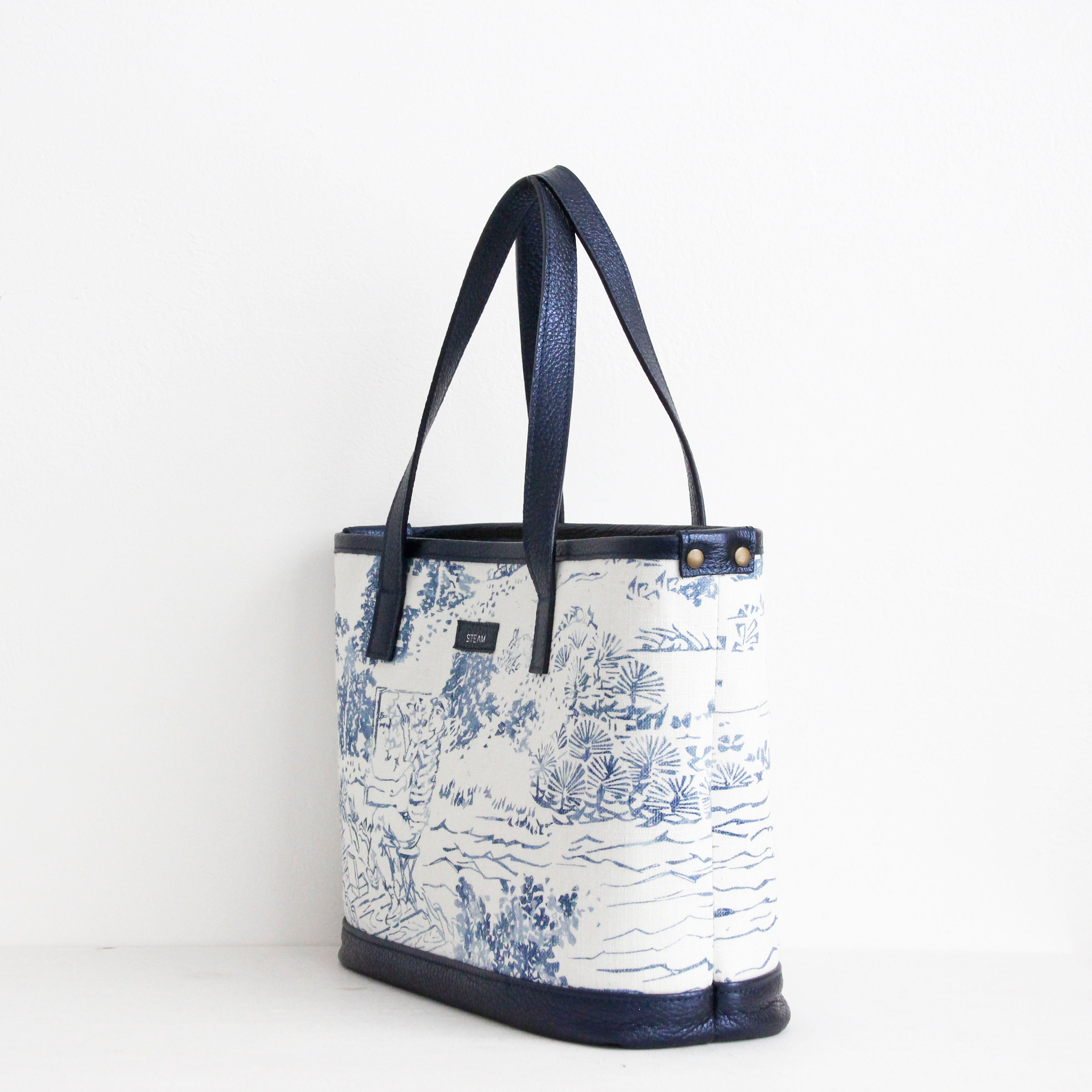 ウォークインザパークネイビー XL/ ノヴァトートM