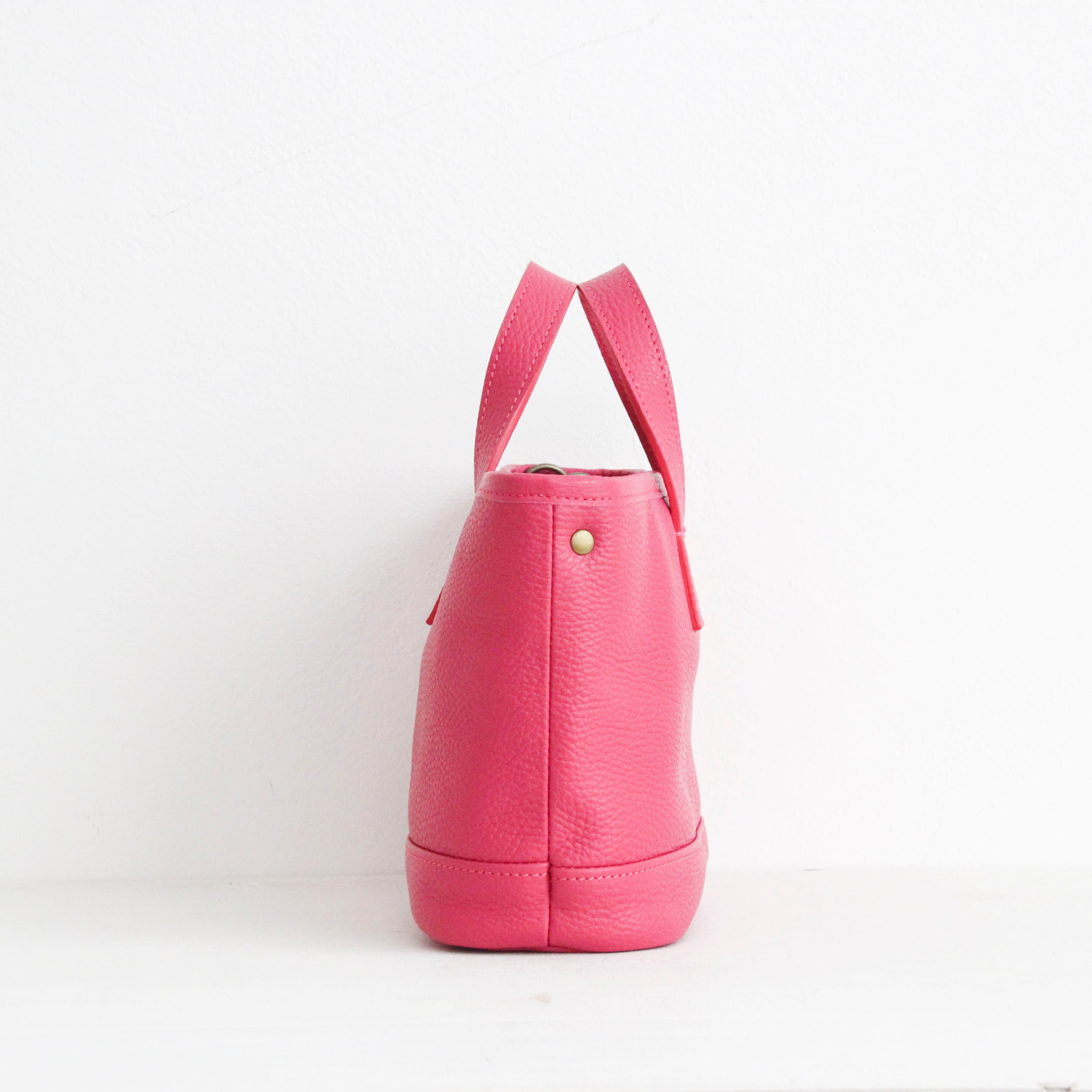 マゼンタピンク / ノヴァトートS