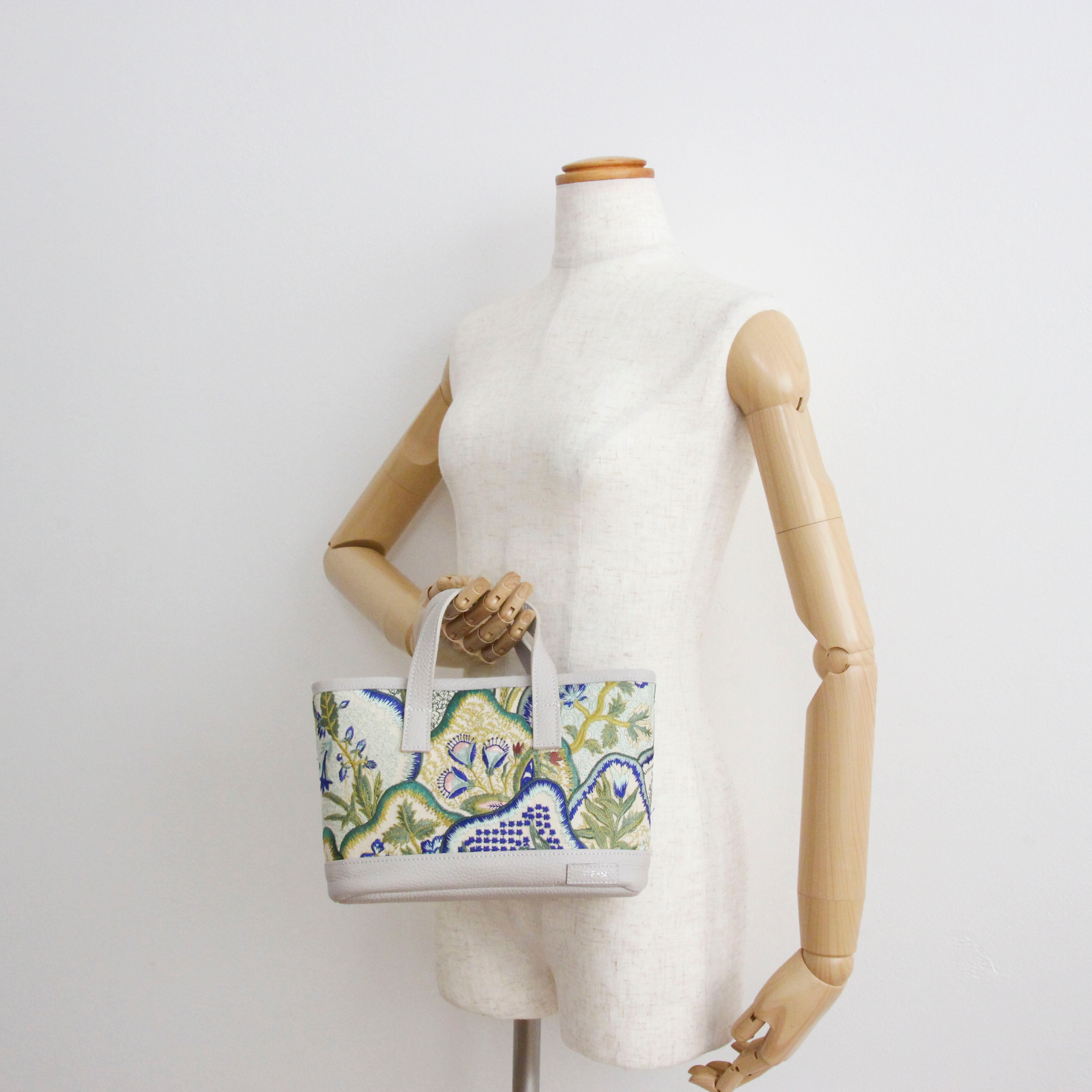 フレンチエンブロイダリーSXL / ノヴァトートS