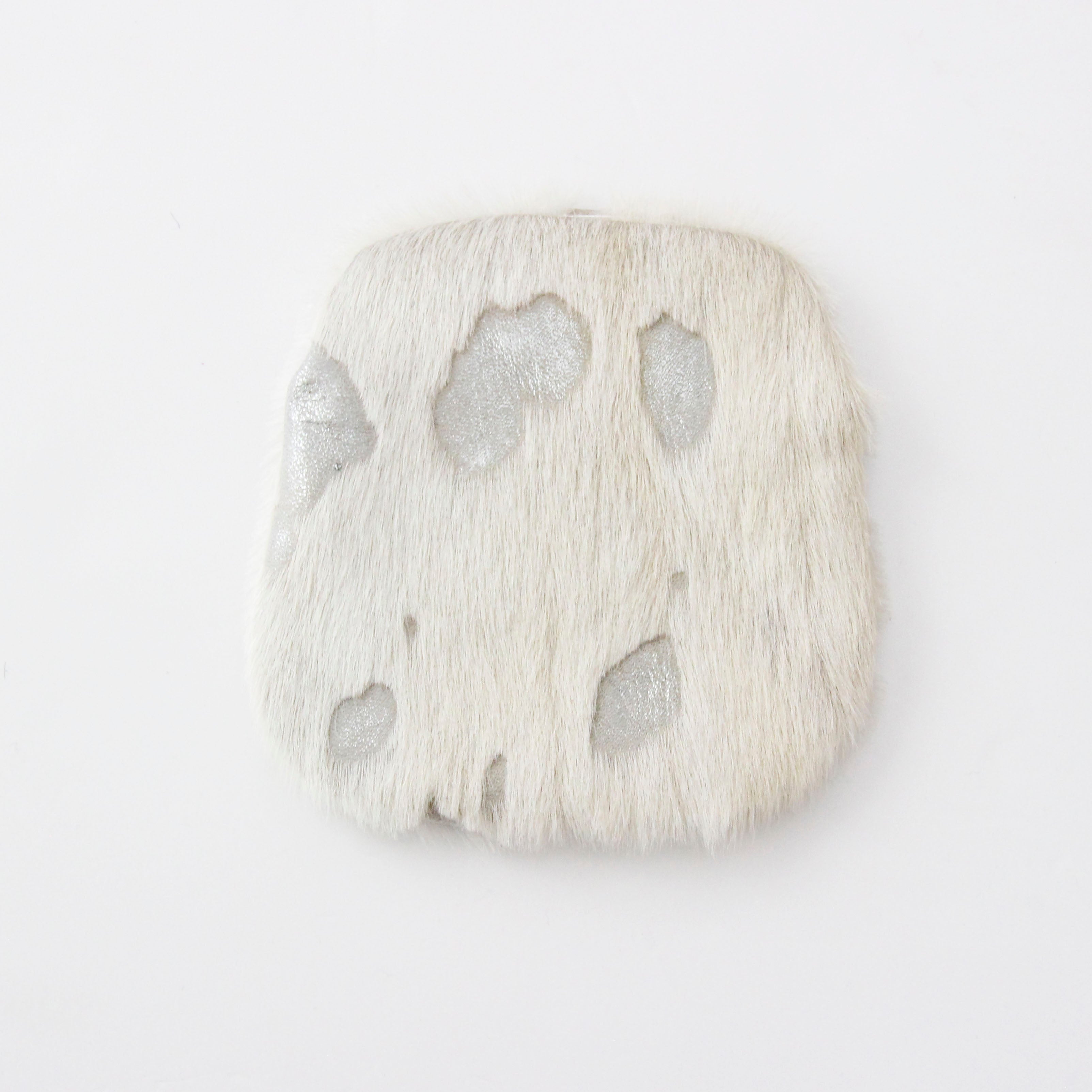 ホワイト起毛シルバー / パックンケースSプラス