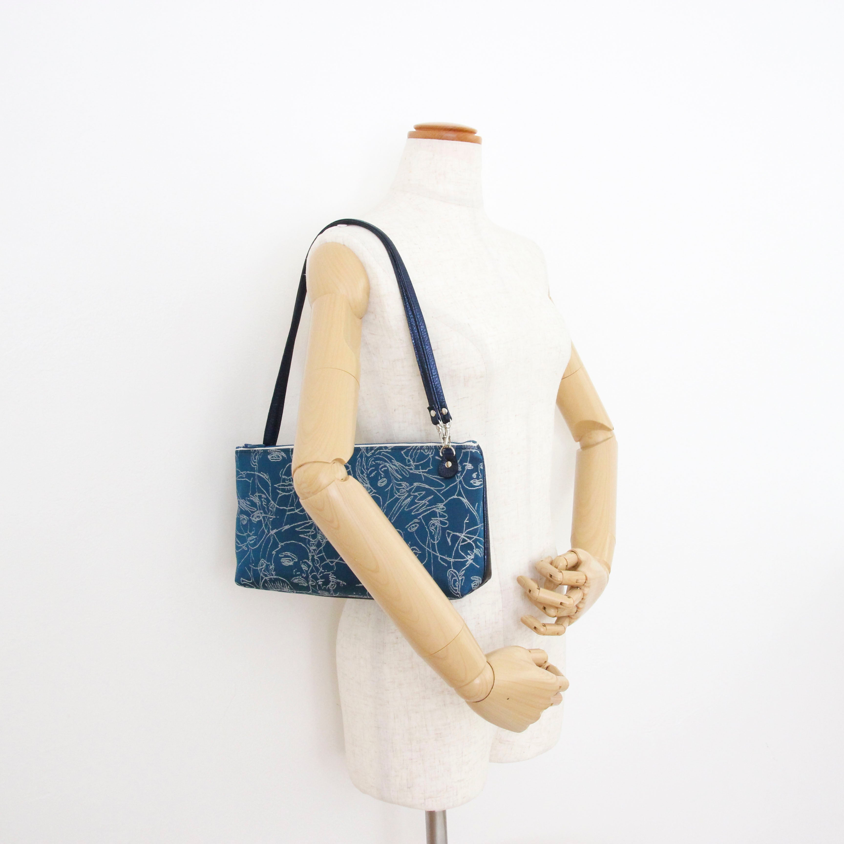 ゴルティエフェイスブルー LXL/ フラットポシェット