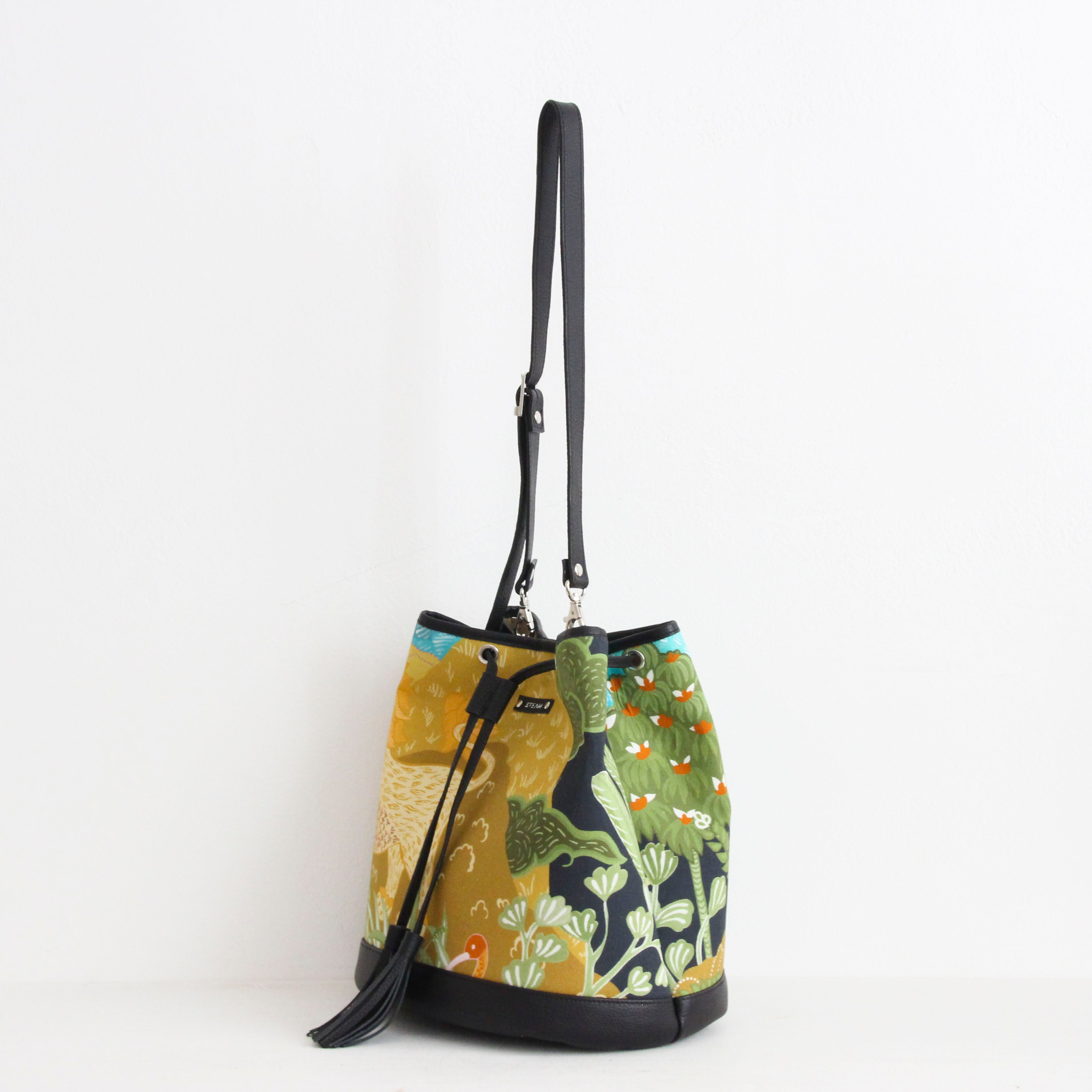 アニマルガーデン/ バケットバッグM / XL  【outlet】